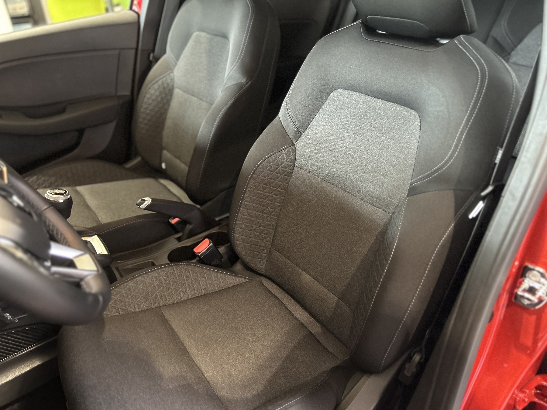 Bild 33 - Clio ZEN TCe 90 PS