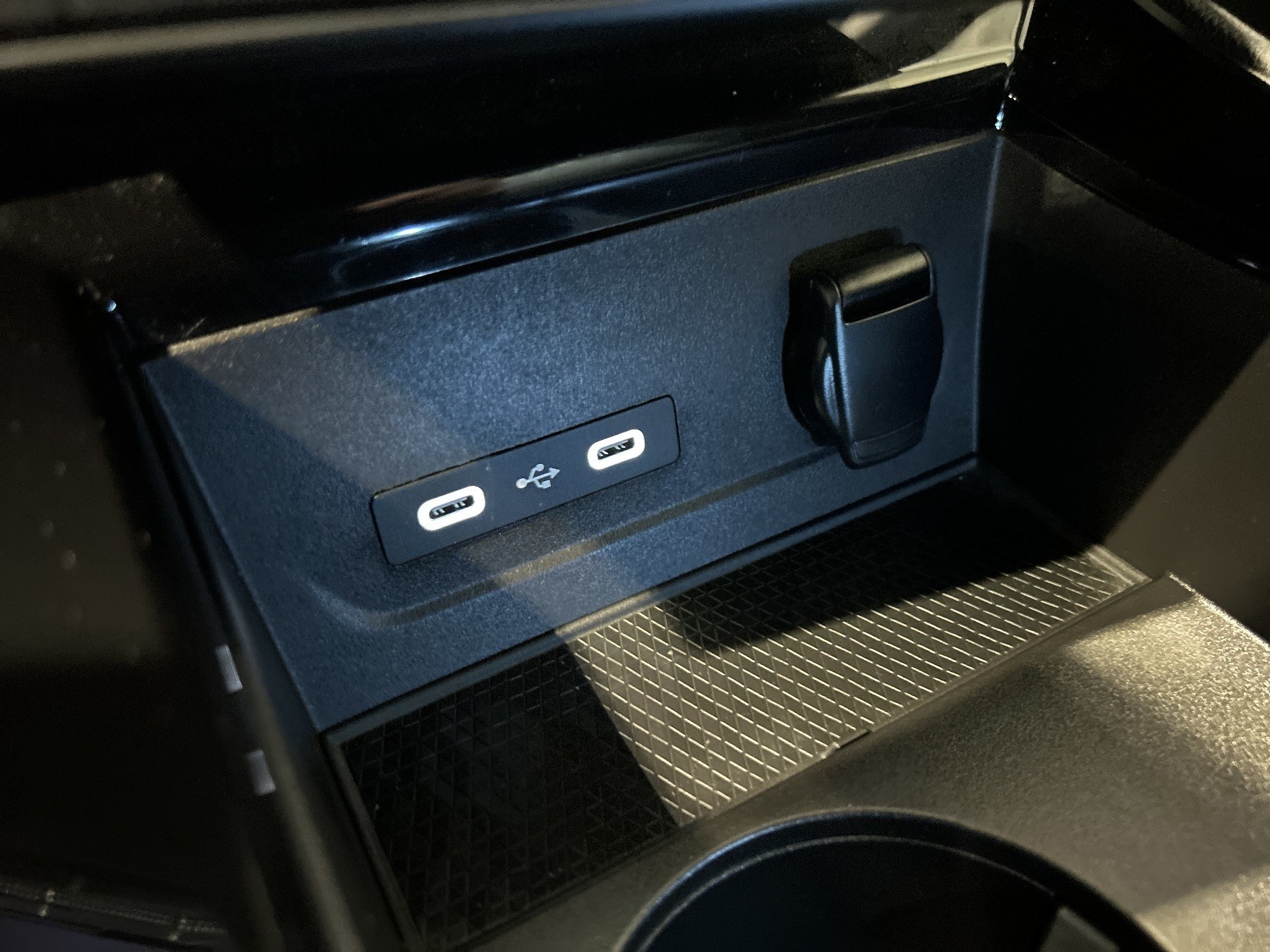 Bild 33 - Austral Techno Mild Hybrid 160 Automatik ABS ESP