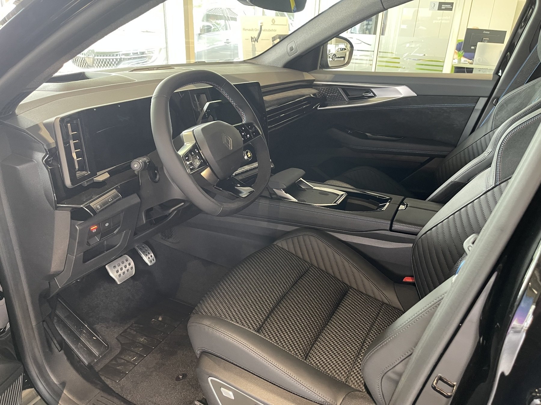 Bild 28 - Espace 6 Esprit Alpine Full Hybrid 200 5-Sitzer