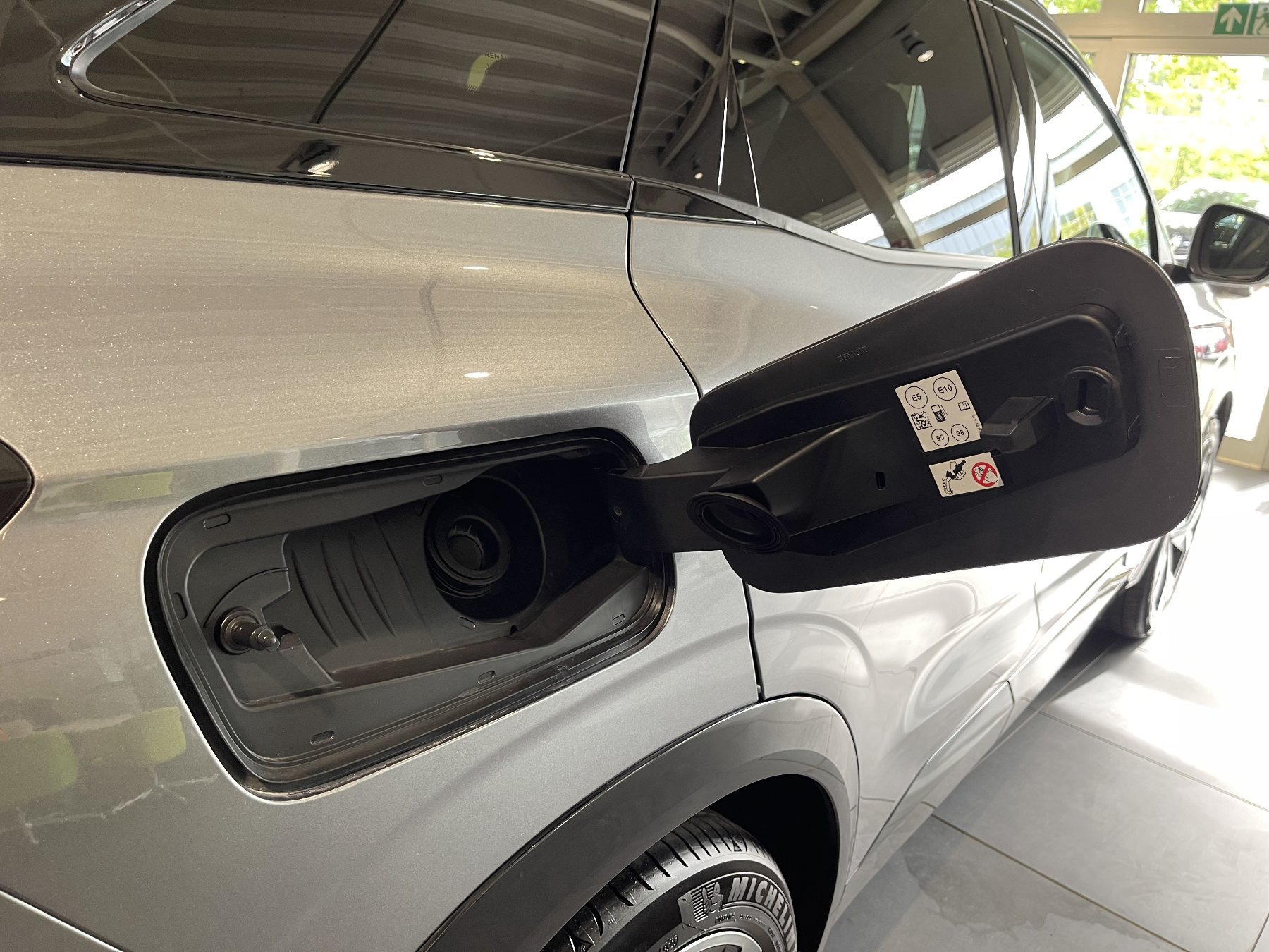 Bild 19 - Austral Esprit Alpine E-Tech Full Hybrid 200