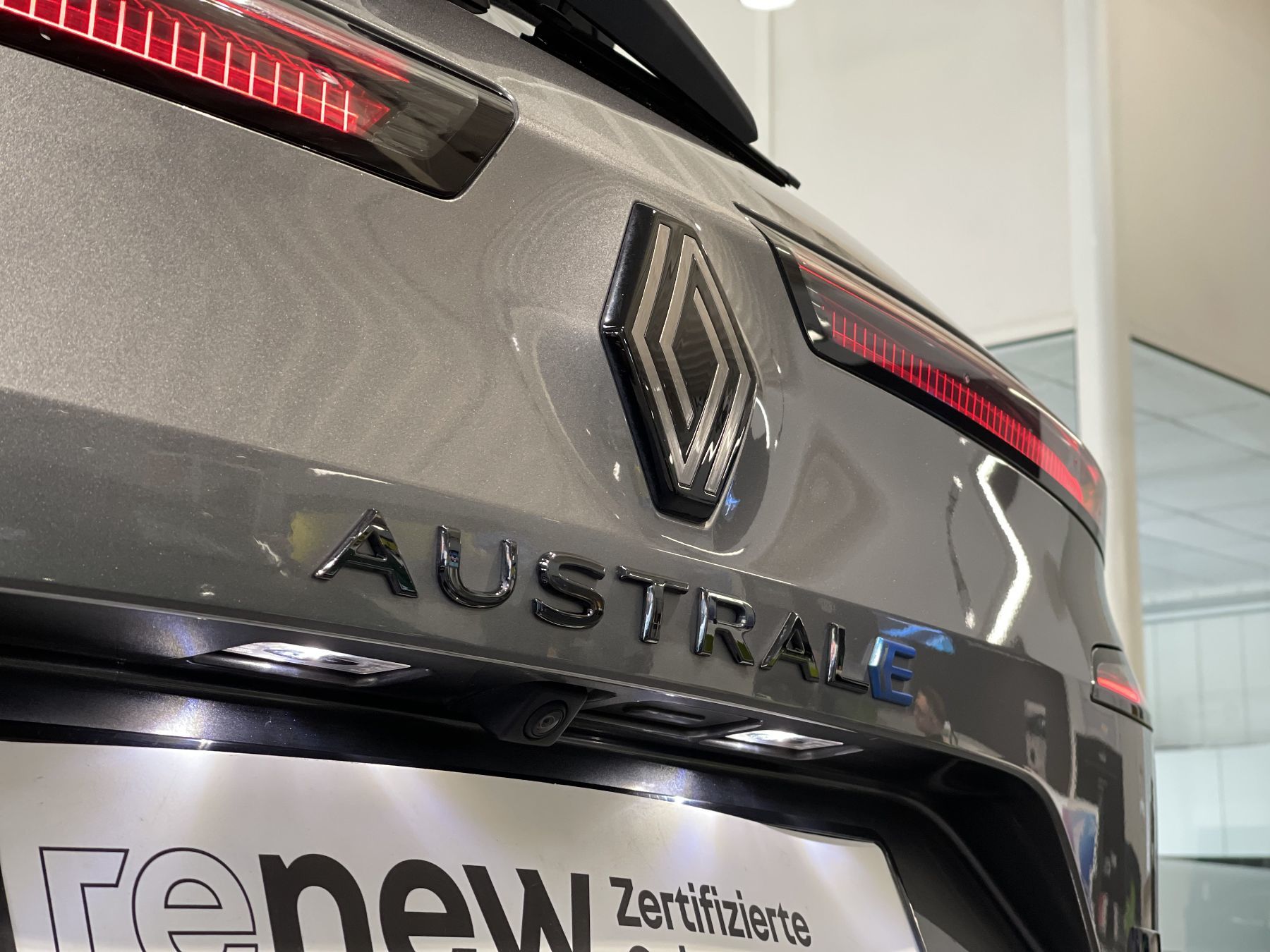 Bild 25 - Austral Esprit Alpine E-Tech Full Hybrid 200