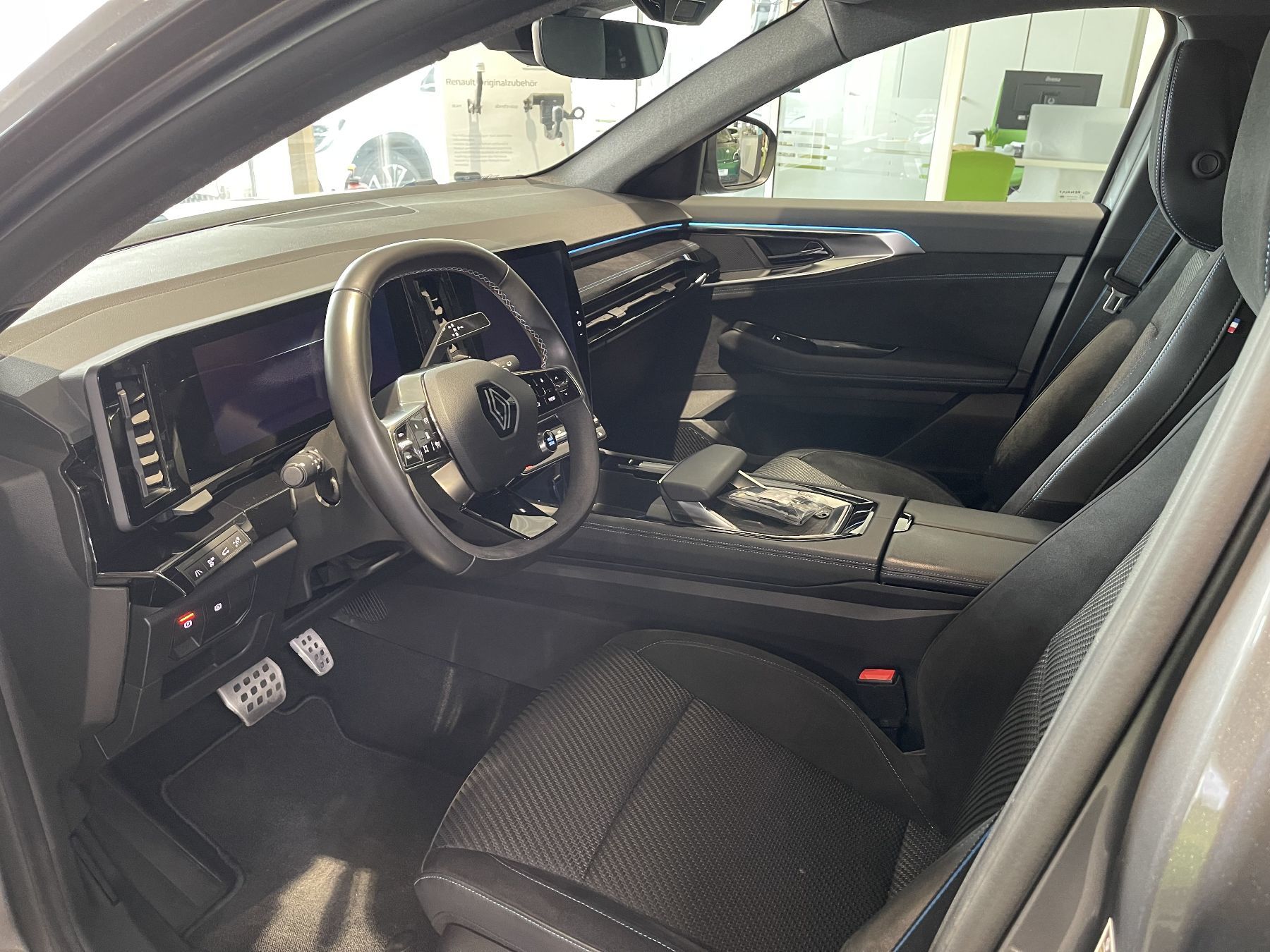 Bild 34 - Austral Esprit Alpine E-Tech Full Hybrid 200