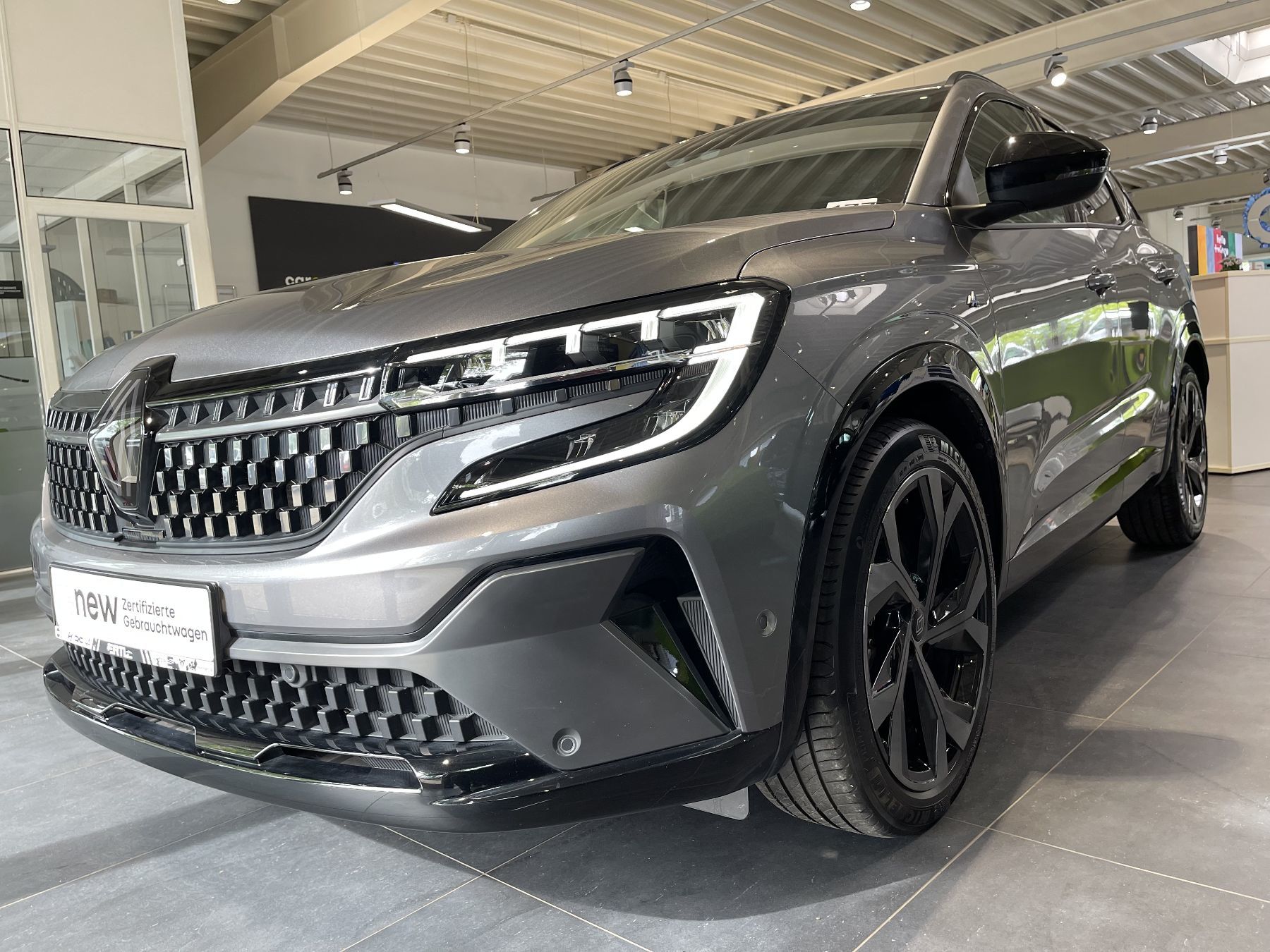Bild 48 - Austral Esprit Alpine E-Tech Full Hybrid 200