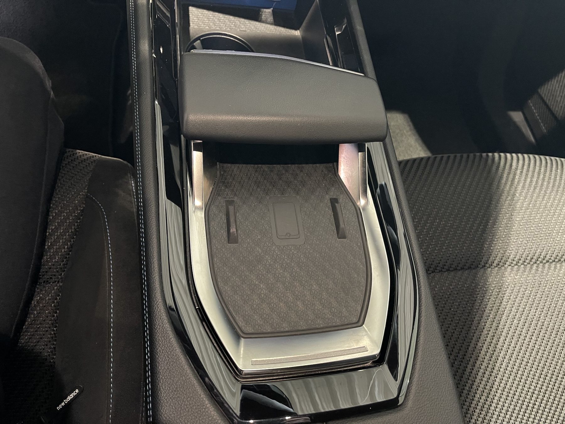 Bild 49 - Austral Esprit Alpine E-Tech Full Hybrid 200