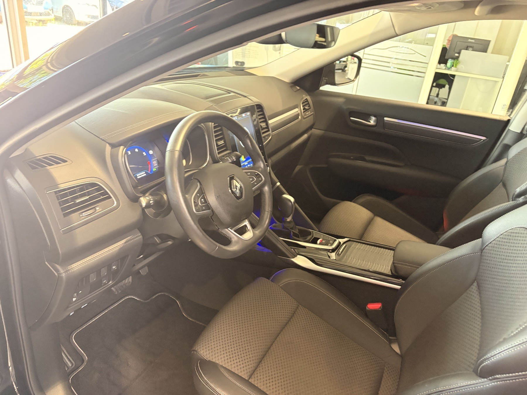 Bild 23 - Koleos TECHNO TCe 160 EDC