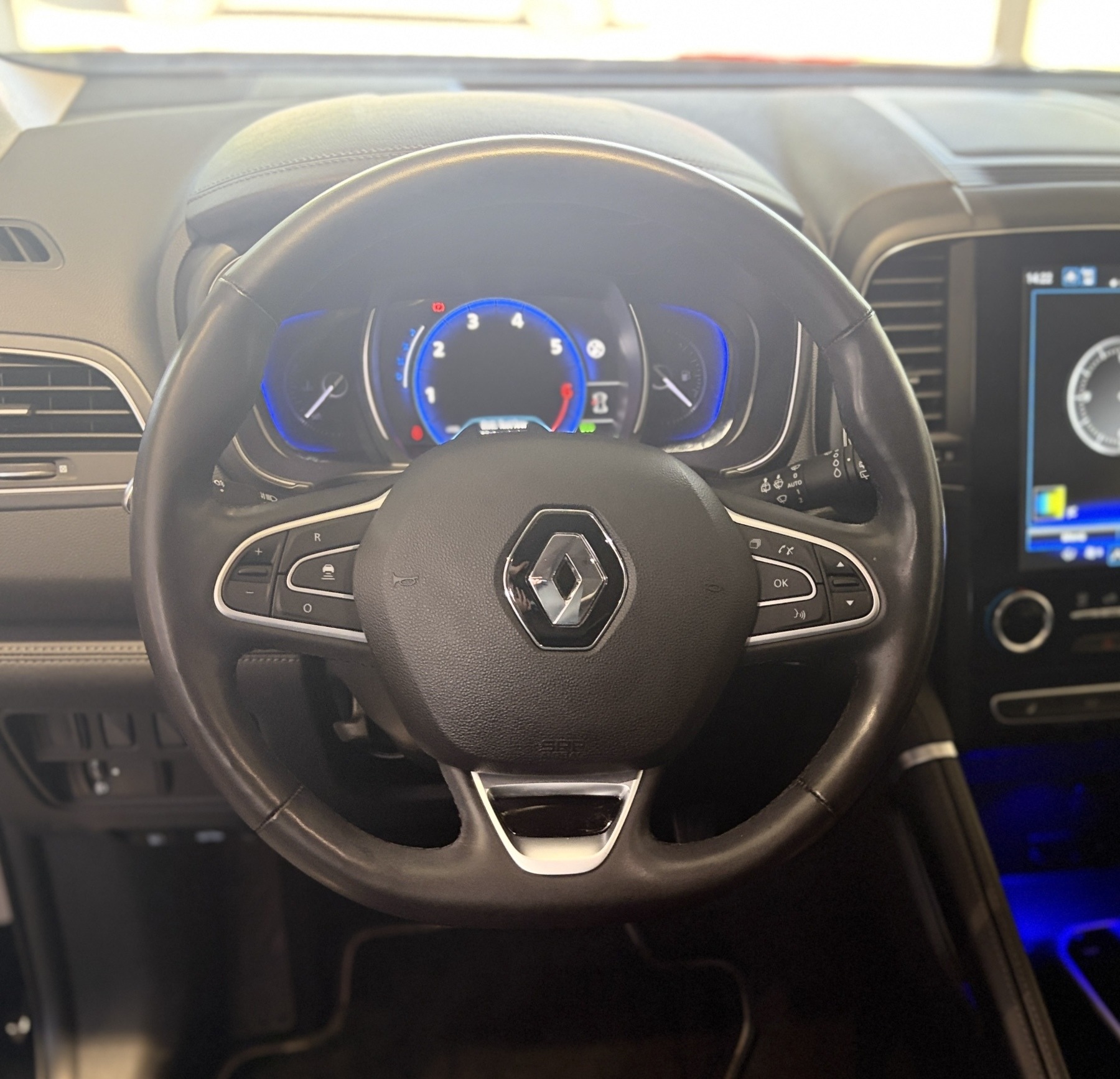 Bild 25 - Koleos TECHNO TCe 160 EDC