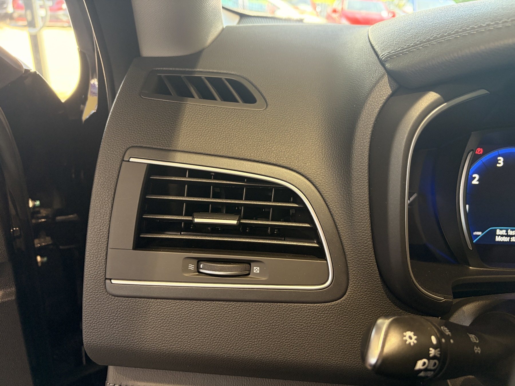 Bild 33 - Koleos TECHNO TCe 160 EDC