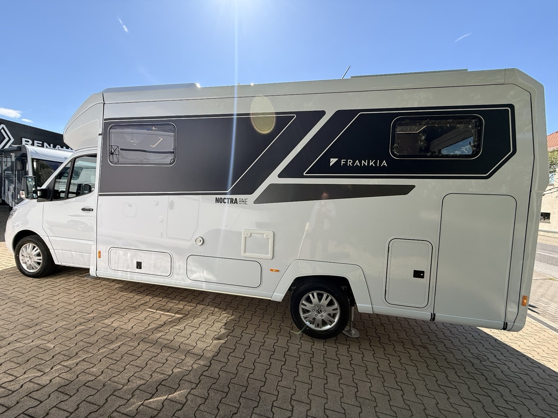 Bild 2 - T I MB Noctra Cruiser 7.6L Edition One #SOFORT