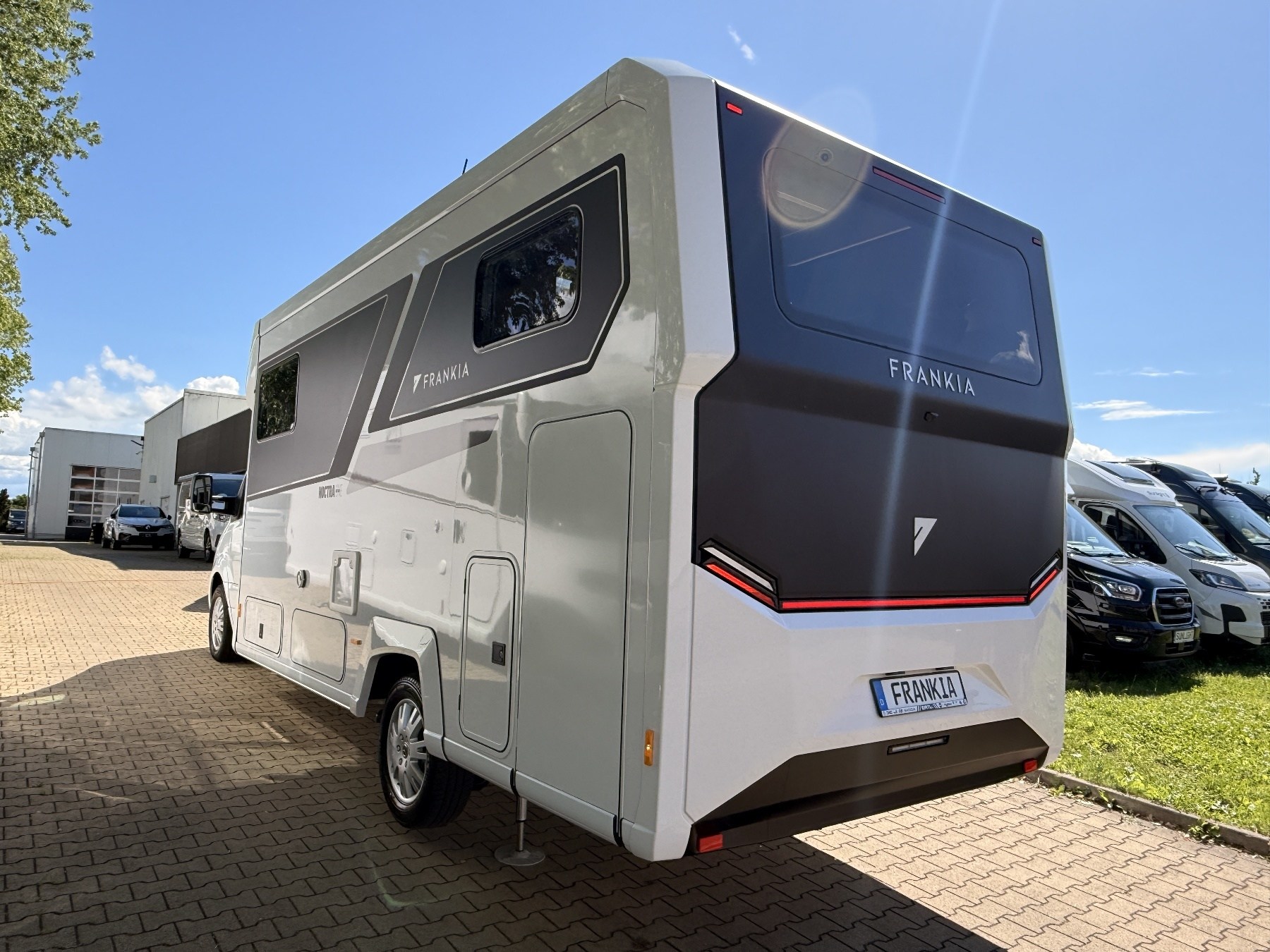 Bild 3 - T I MB Noctra Cruiser 7.6L Edition One #SOFORT