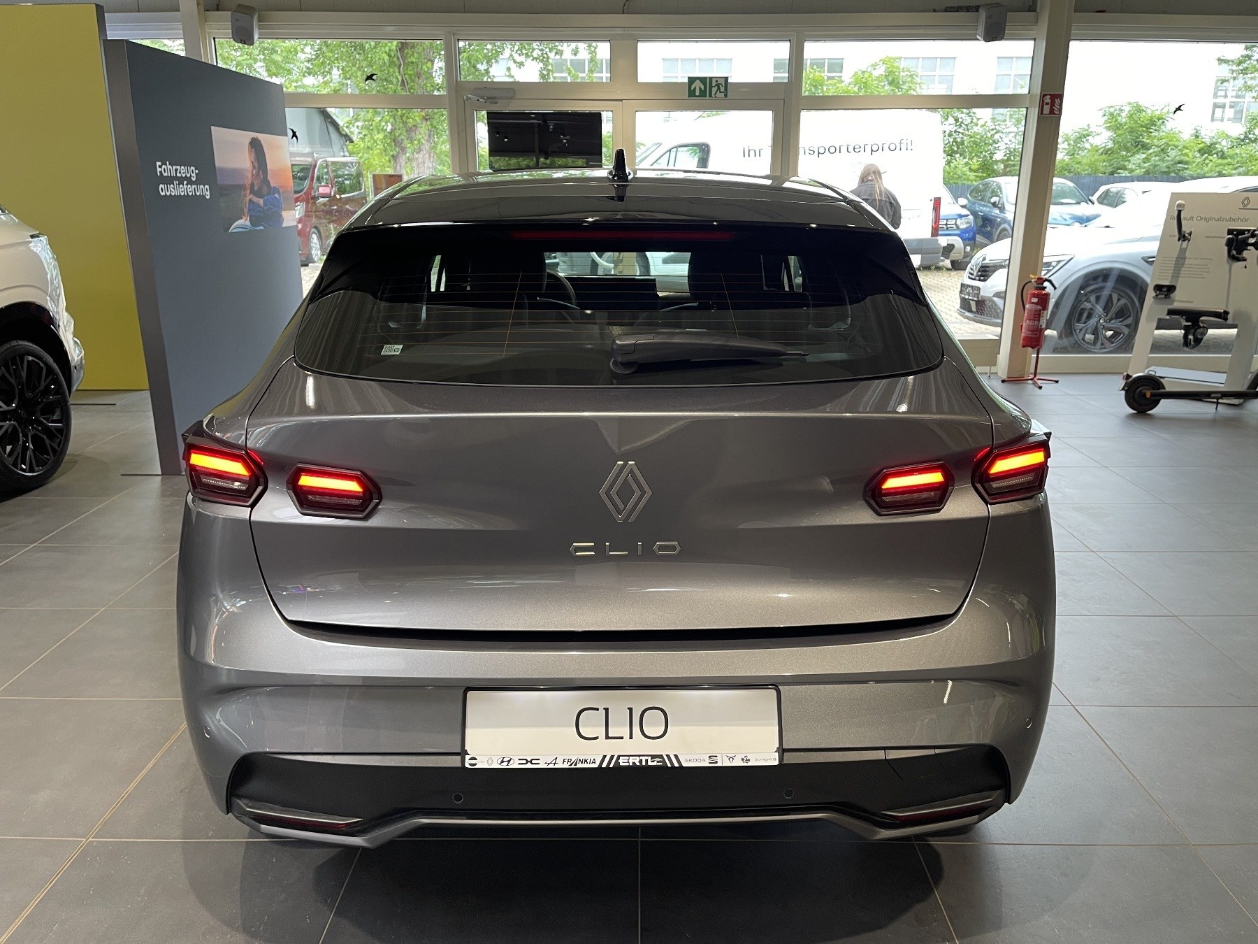 Bild 18 - Clio Evolution TCe 115 PS -Top Farbkombination-