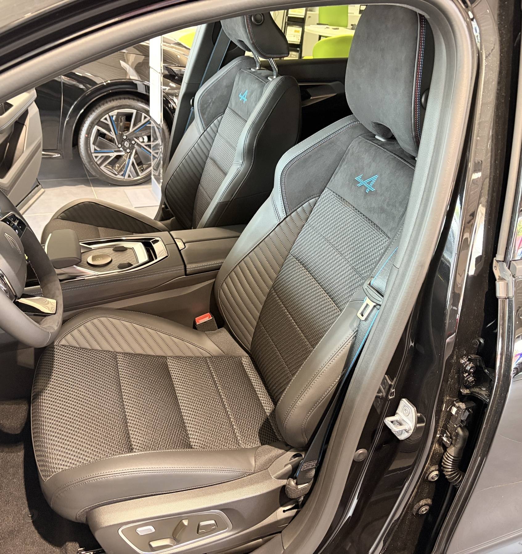 Bild 26 - Austral Esprit Alpine Mild Hybrid 150 Automatik