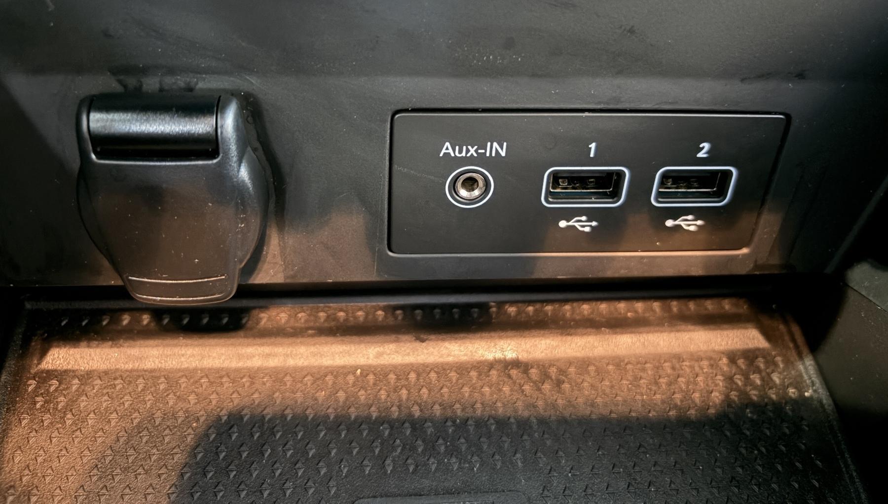 Bild 16 - Captur BUSINESS EDITION E-TECH Plug-in 160 PS