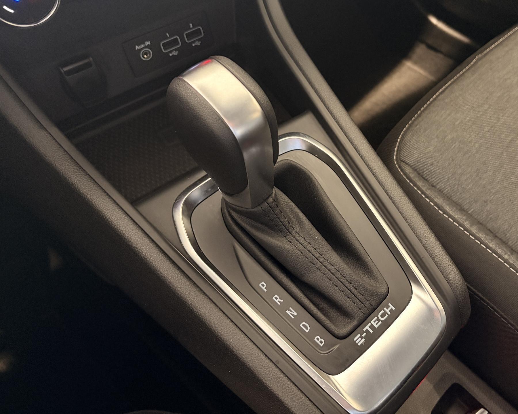 Bild 17 - Captur BUSINESS EDITION E-TECH Plug-in 160 PS