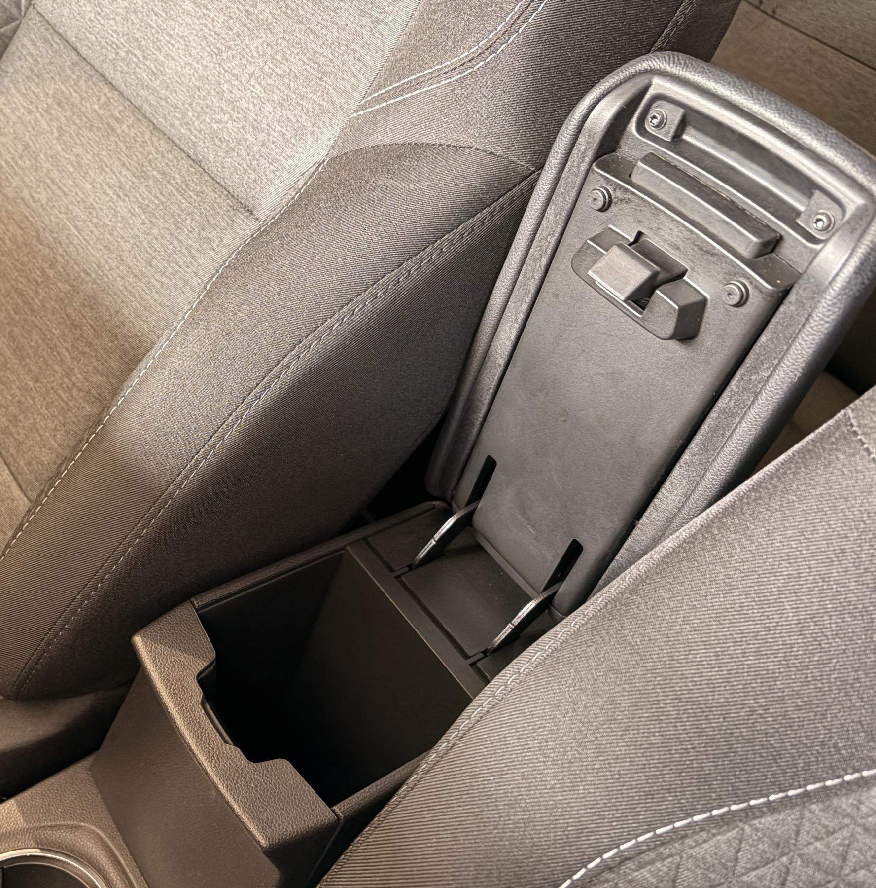 Bild 18 - Captur BUSINESS EDITION E-TECH Plug-in 160 PS