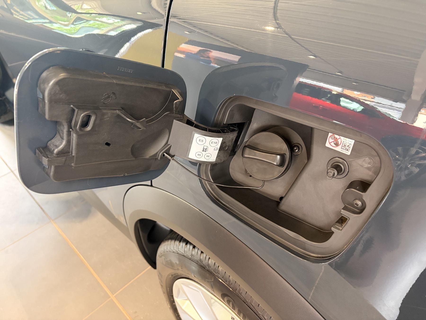 Bild 45 - Captur BUSINESS EDITION E-TECH Plug-in 160 PS