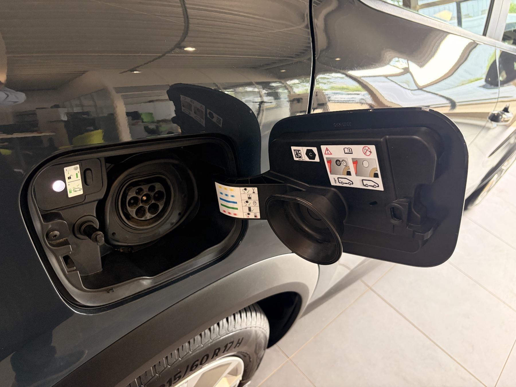 Bild 48 - Captur BUSINESS EDITION E-TECH Plug-in 160 PS