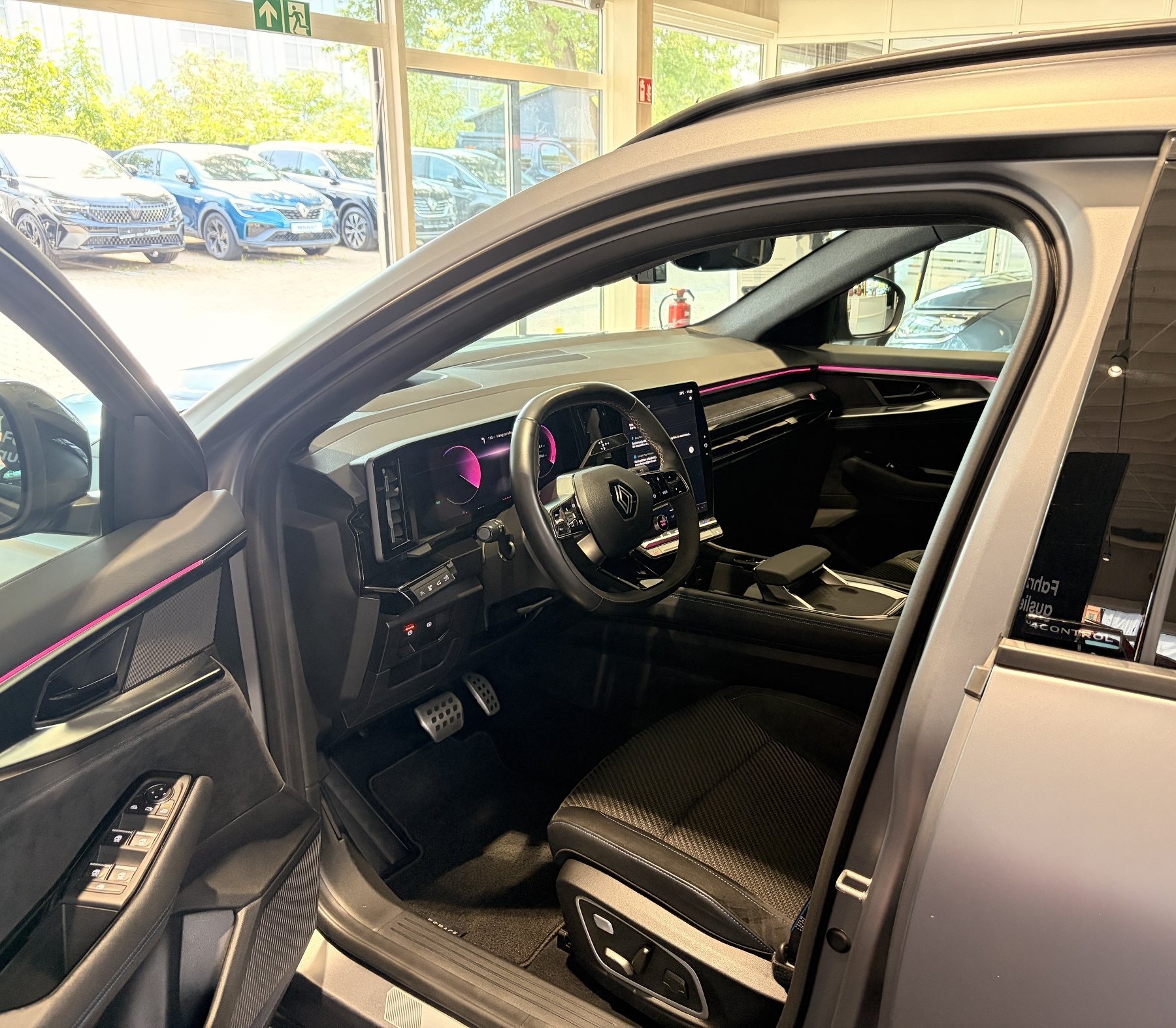 Bild 31 - Espace Esprit Alpine E-Tech Full Hybrid 200 PS
