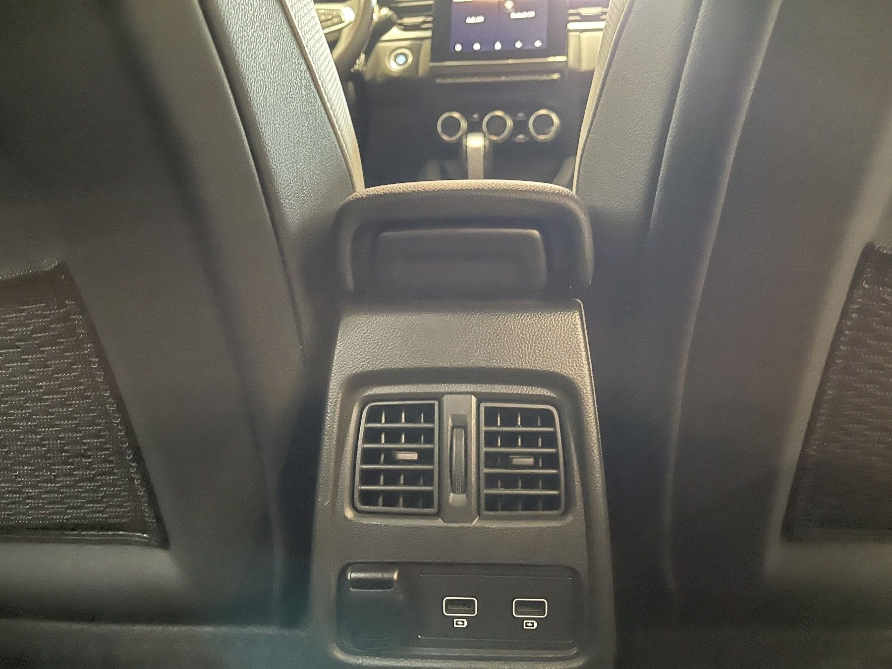 Bild 16 - Captur INTENS E-TECH Plug-in 160 PS