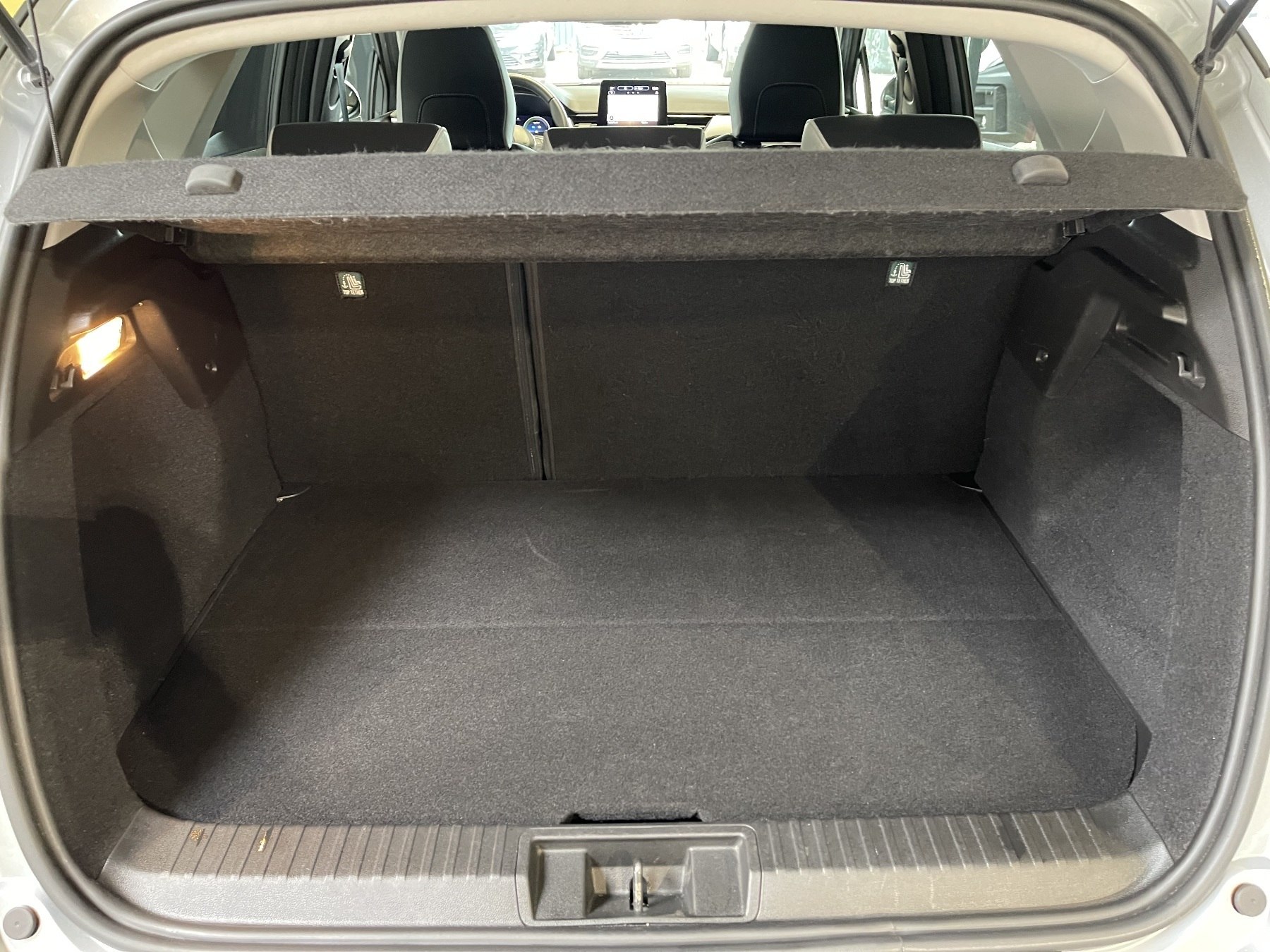 Bild 27 - Captur INTENS E-TECH Plug-in 160 PS