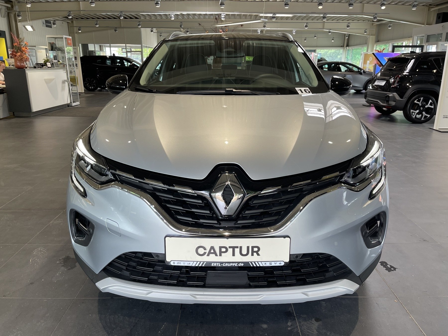 Bild 3 - Captur INTENS E-TECH Plug-in 160 PS
