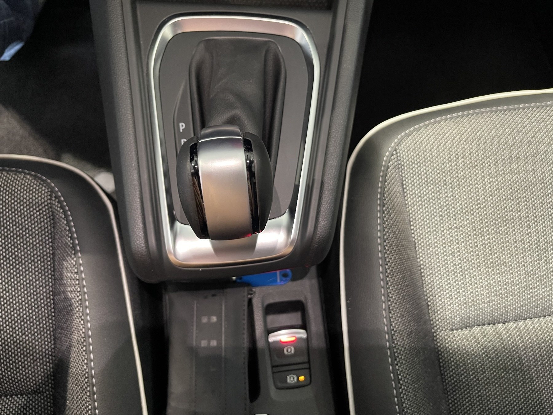 Bild 42 - Captur INTENS E-TECH Plug-in 160 PS