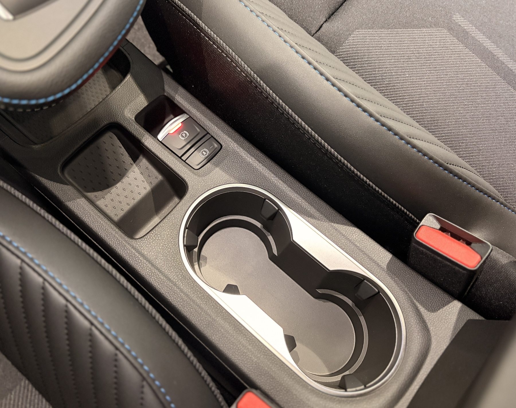 Bild 18 - Symbioz Esprit Alpine Full Hybrid E-Tech 160