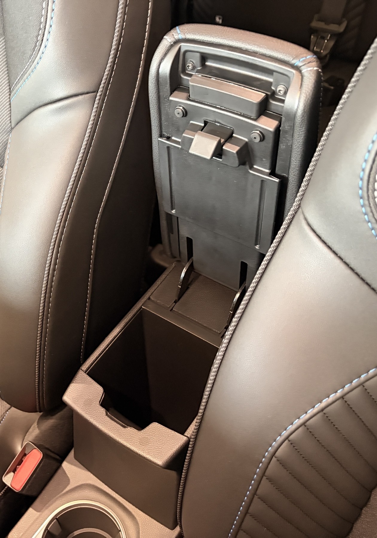 Bild 19 - Symbioz Esprit Alpine Full Hybrid E-Tech 160