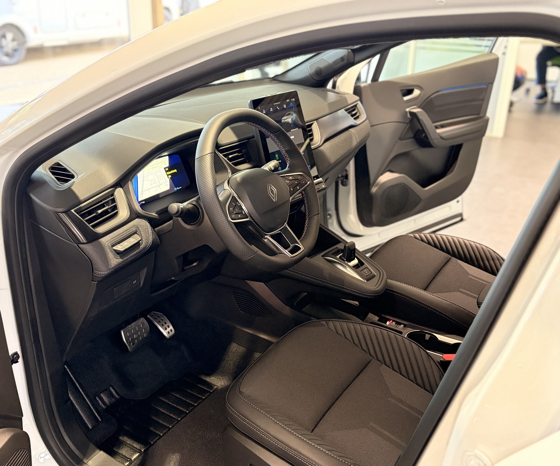 Bild 27 - Symbioz Esprit Alpine Full Hybrid E-Tech 160