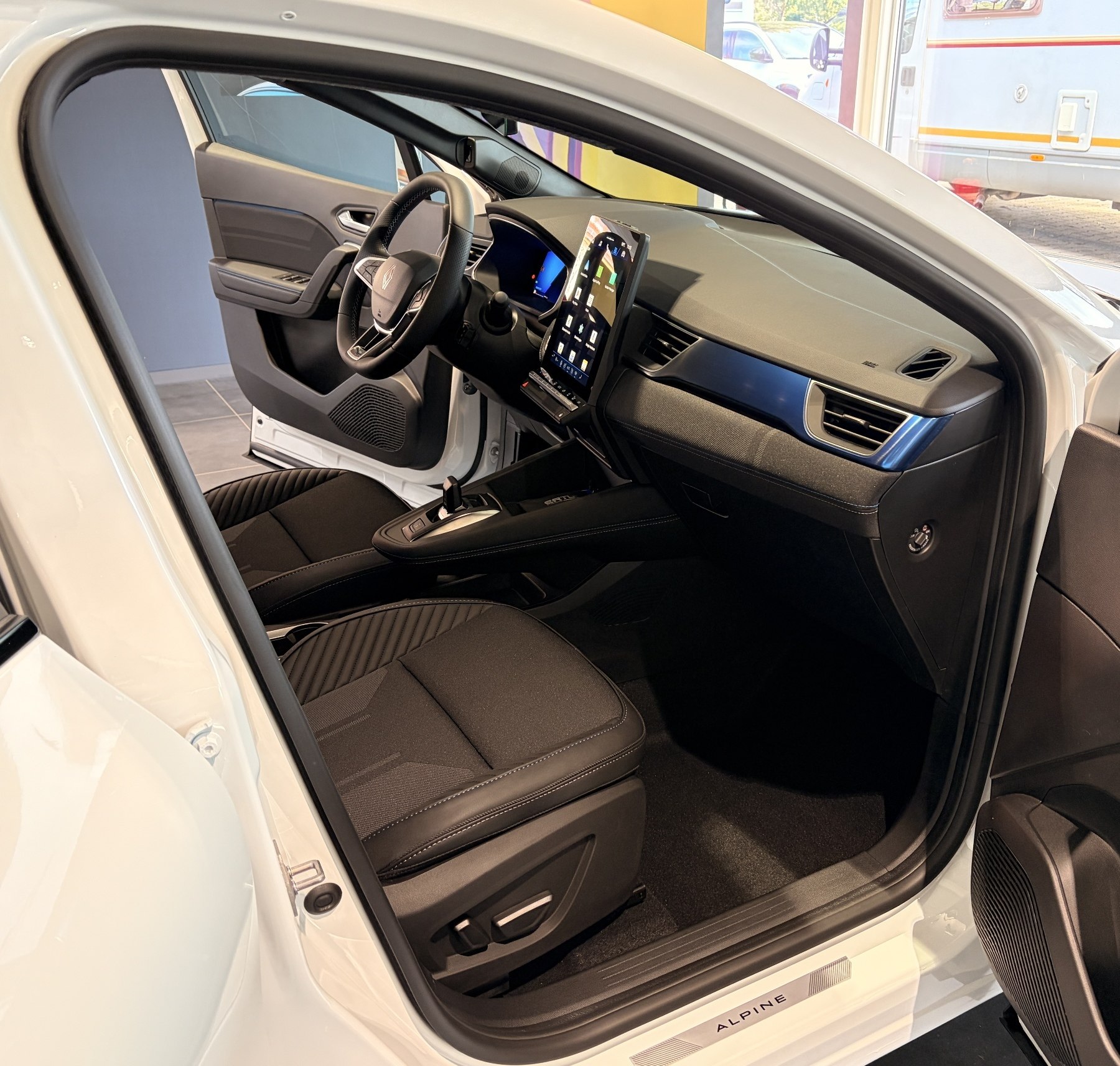 Bild 5 - Symbioz Esprit Alpine Full Hybrid E-Tech 160