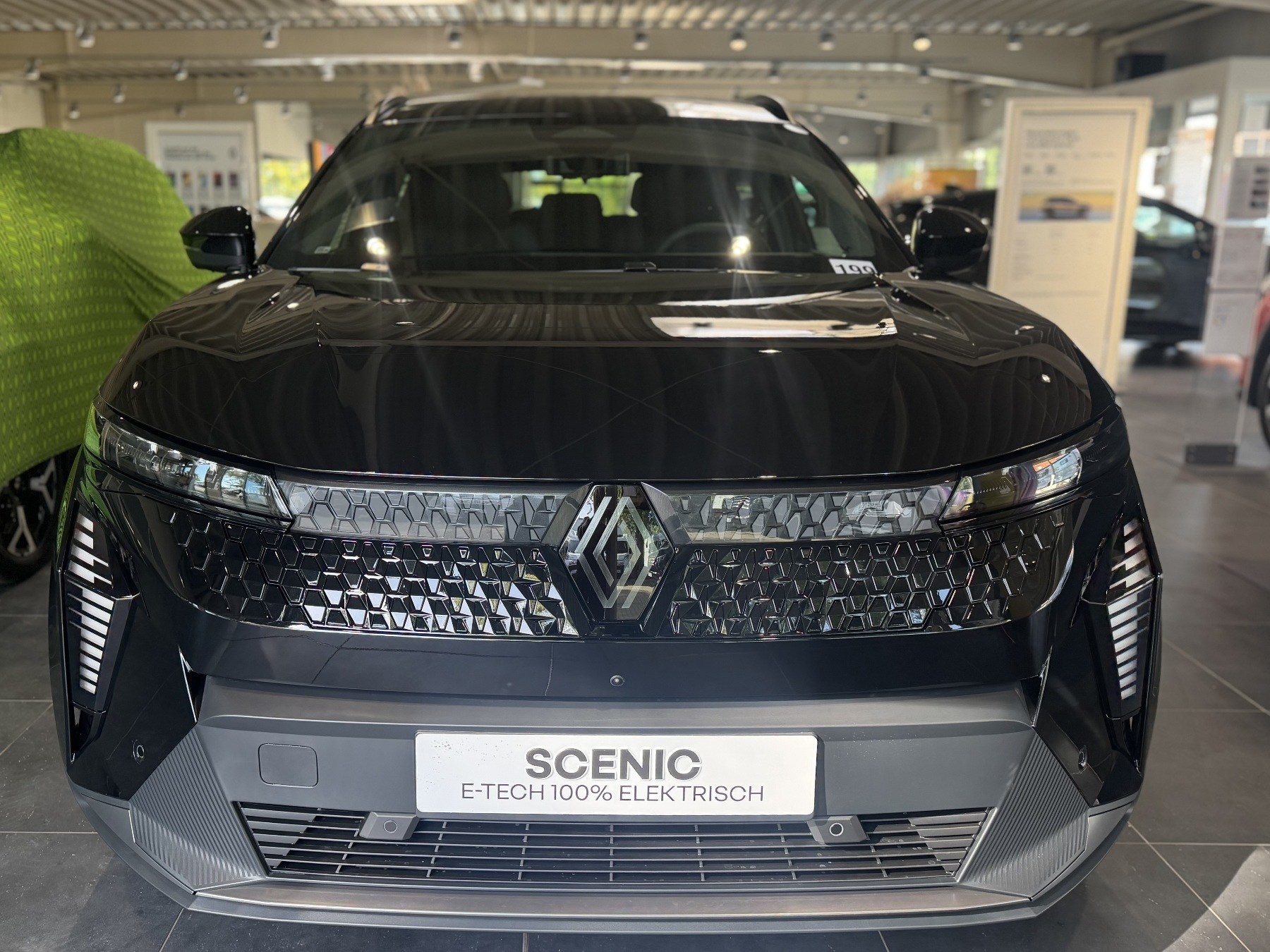 Bild 2 - Scenic E-TECH Esprit Alpine 220PS Long Range