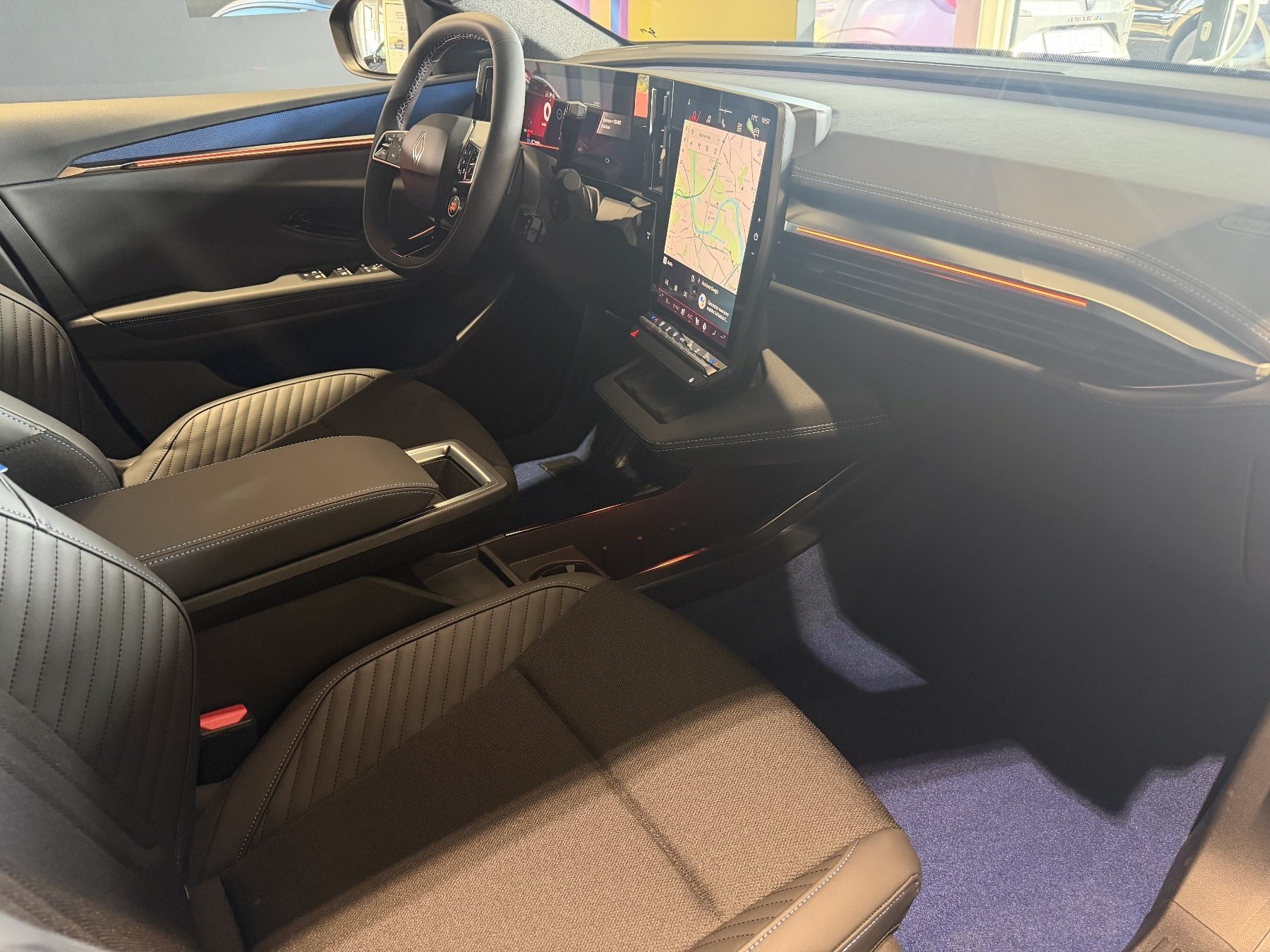 Bild 6 - Scenic E-TECH Esprit Alpine 220PS Long Range