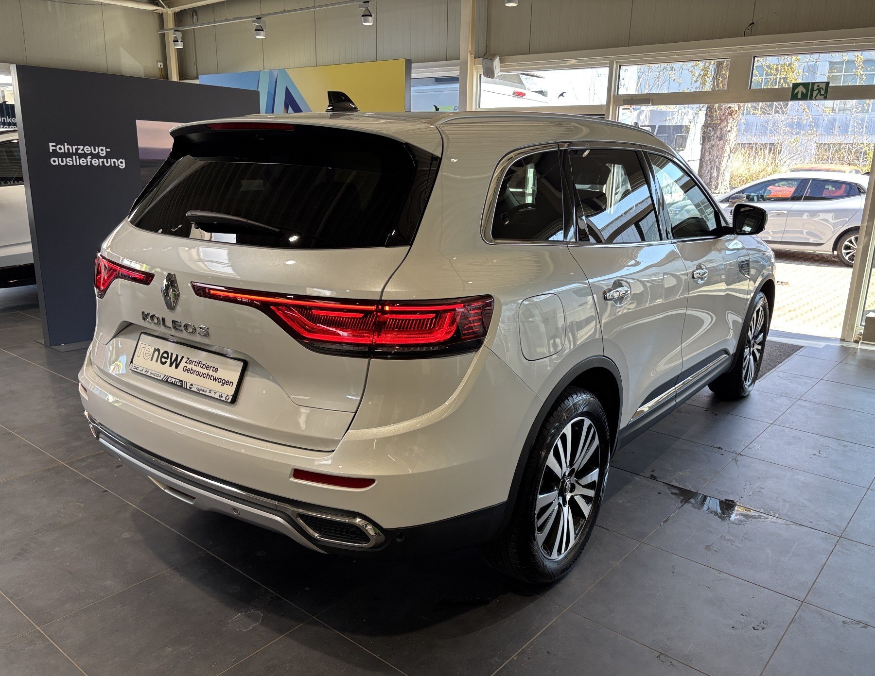 Bild 16 - Koleos INITIALE PARIS TCe 160 EDC (MY23) ABS ESP