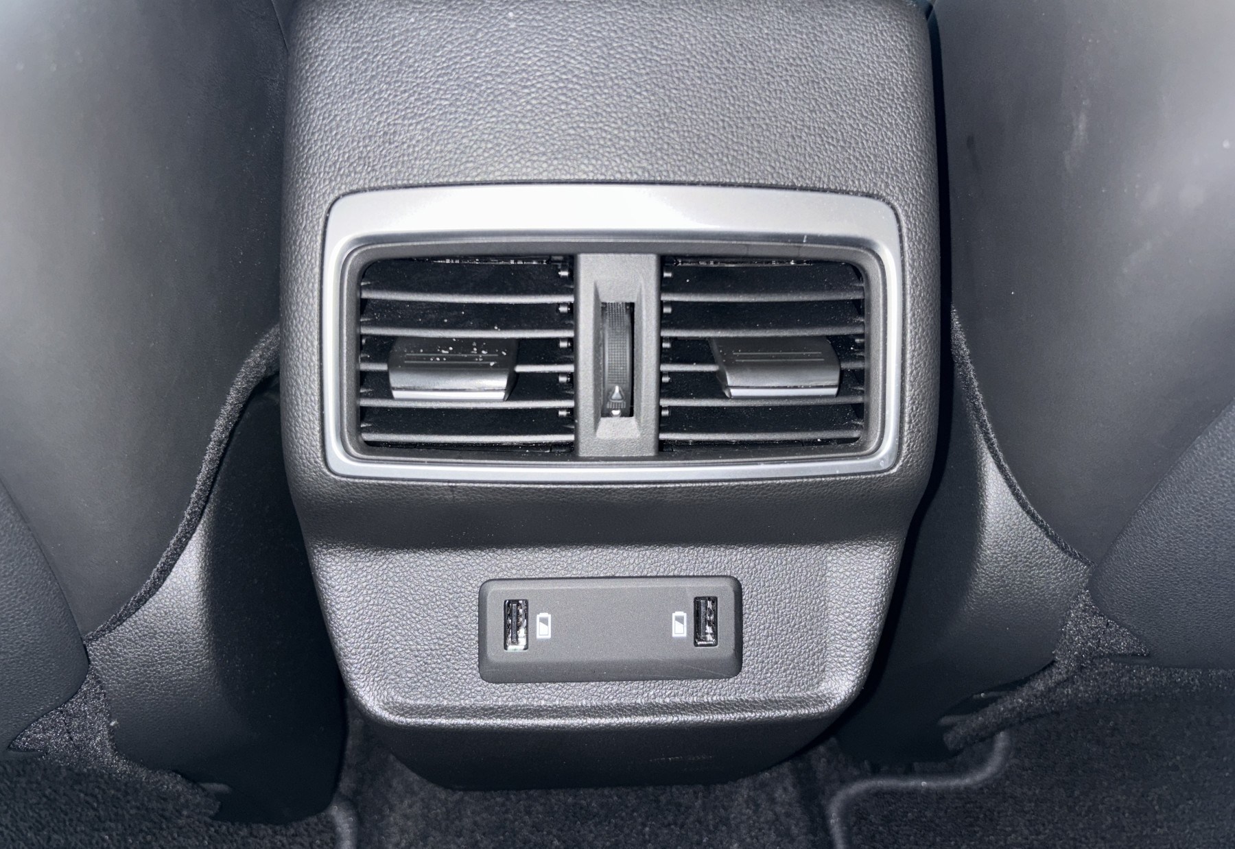 Bild 8 - Koleos INITIALE PARIS TCe 160 EDC (MY23) ABS ESP
