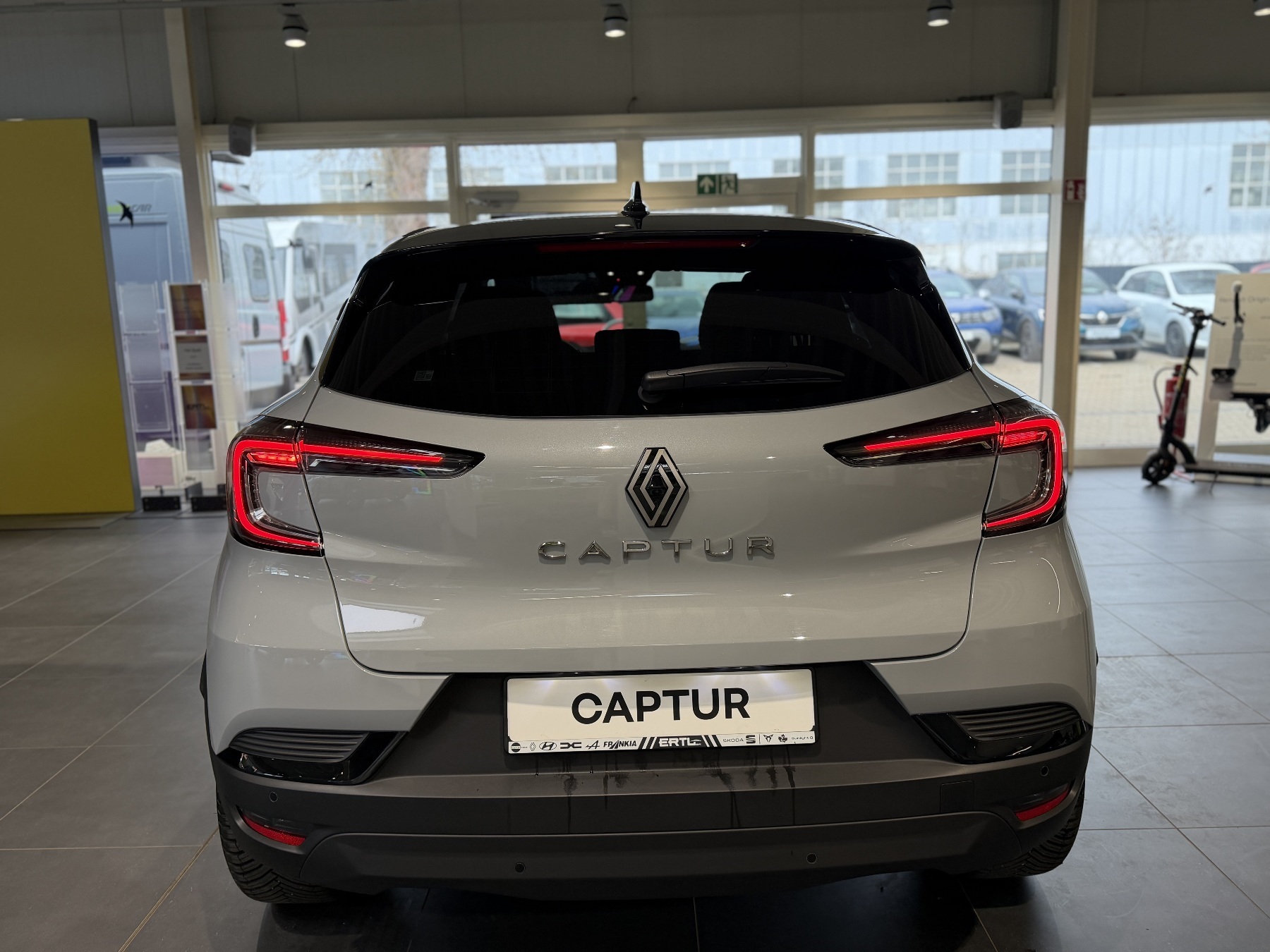 Bild 10 - Captur Techno Mild Hybrid 140