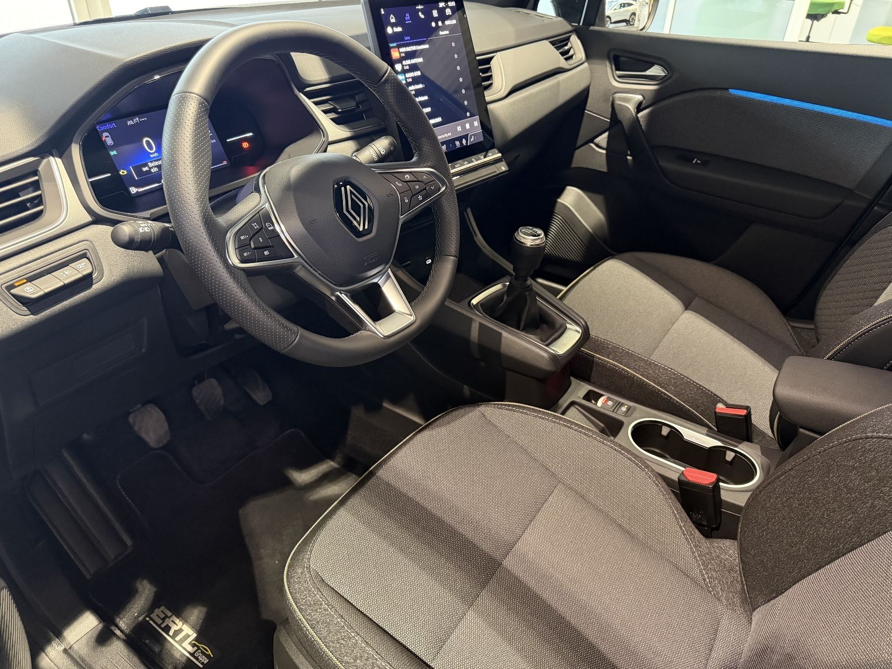 Bild 14 - Captur Techno Mild Hybrid 140