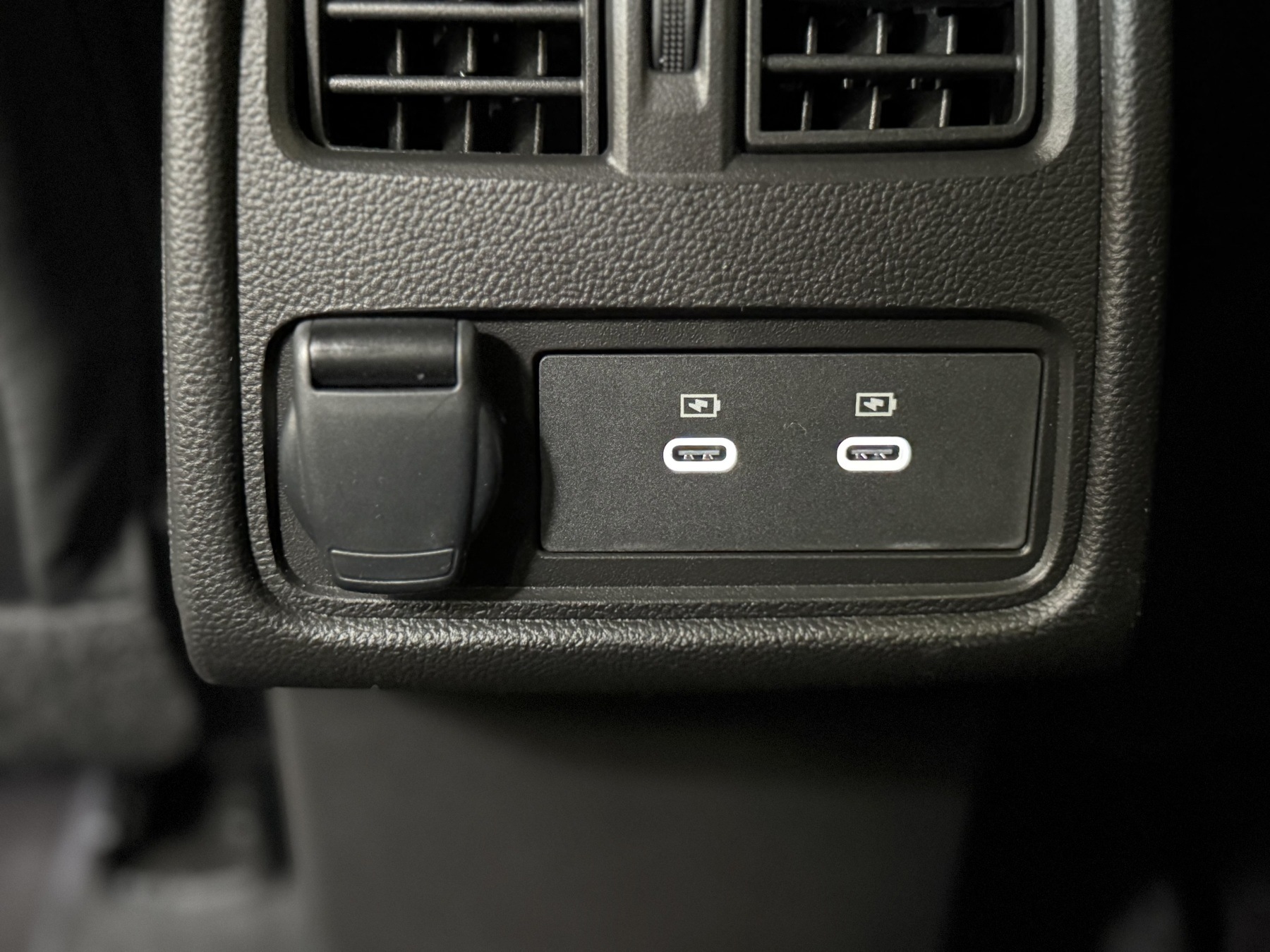 Bild 37 - Captur Techno Mild Hybrid 140