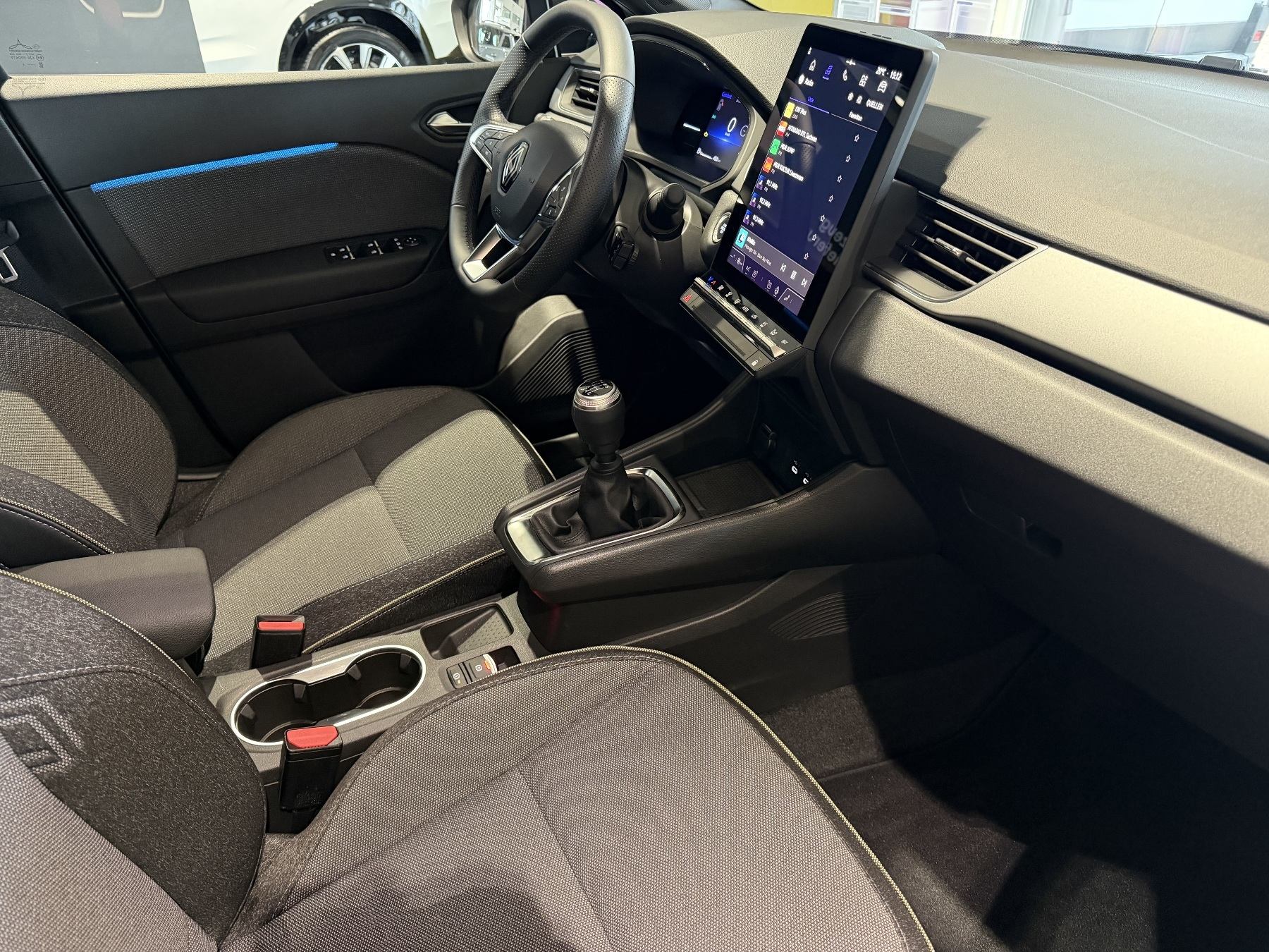 Bild 6 - Captur Techno Mild Hybrid 140