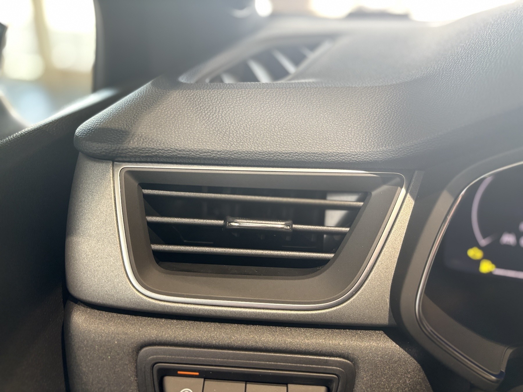 Bild 30 - Captur Techno TCe 90