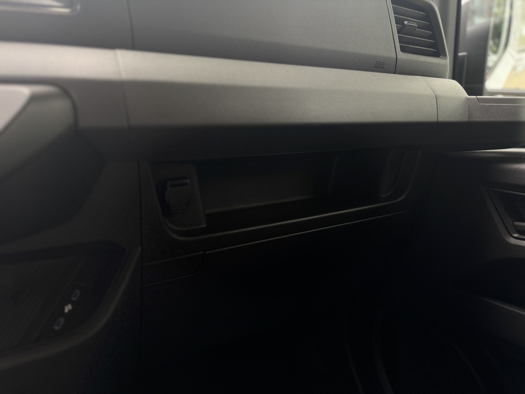 Bild 26 - Trafic Komfort L2H1 3,1t dCi 150PS LED/KLIMA/TP