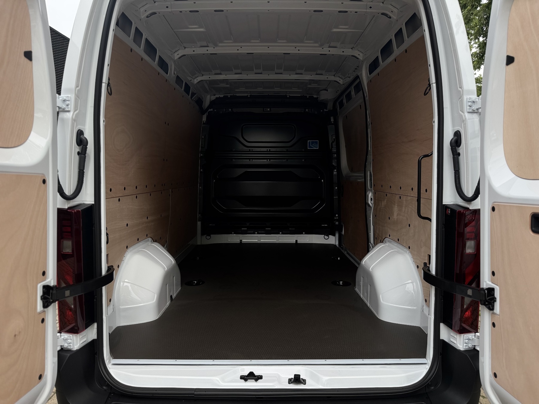 Bild 30 - Trafic Komfort L2H1 3,1t dCi 150PS LED/KLIMA/TP