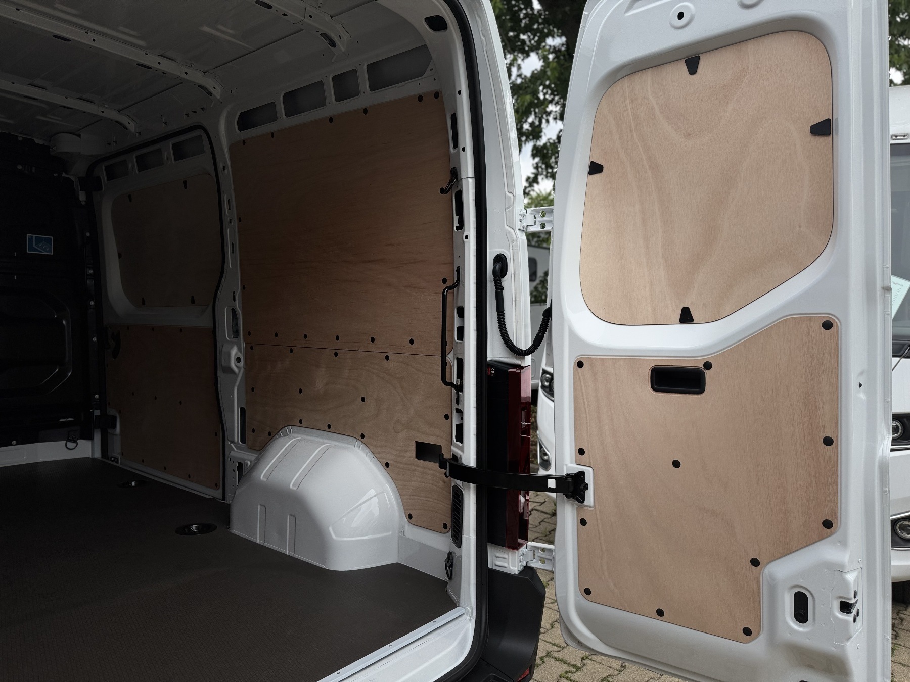 Bild 32 - Trafic Komfort L2H1 3,1t dCi 150PS LED/KLIMA/TP