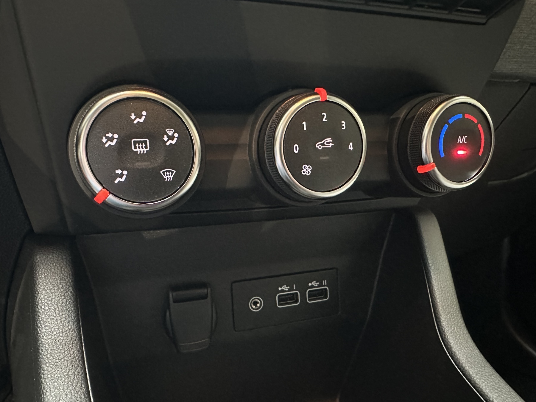 Bild 45 - Captur Techno TCe 90