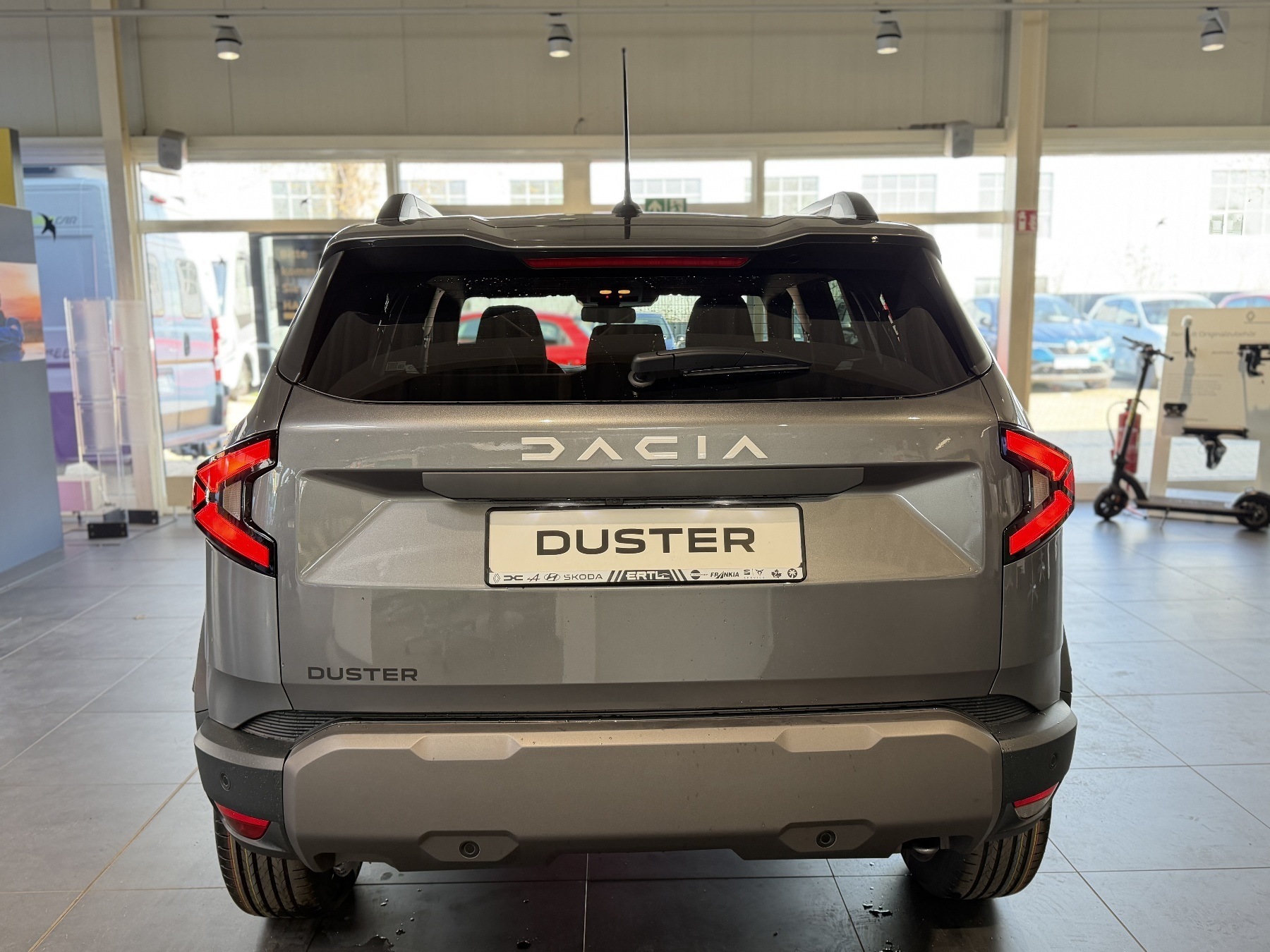 Bild 2 - Duster Journey mild hybrid 140 PS