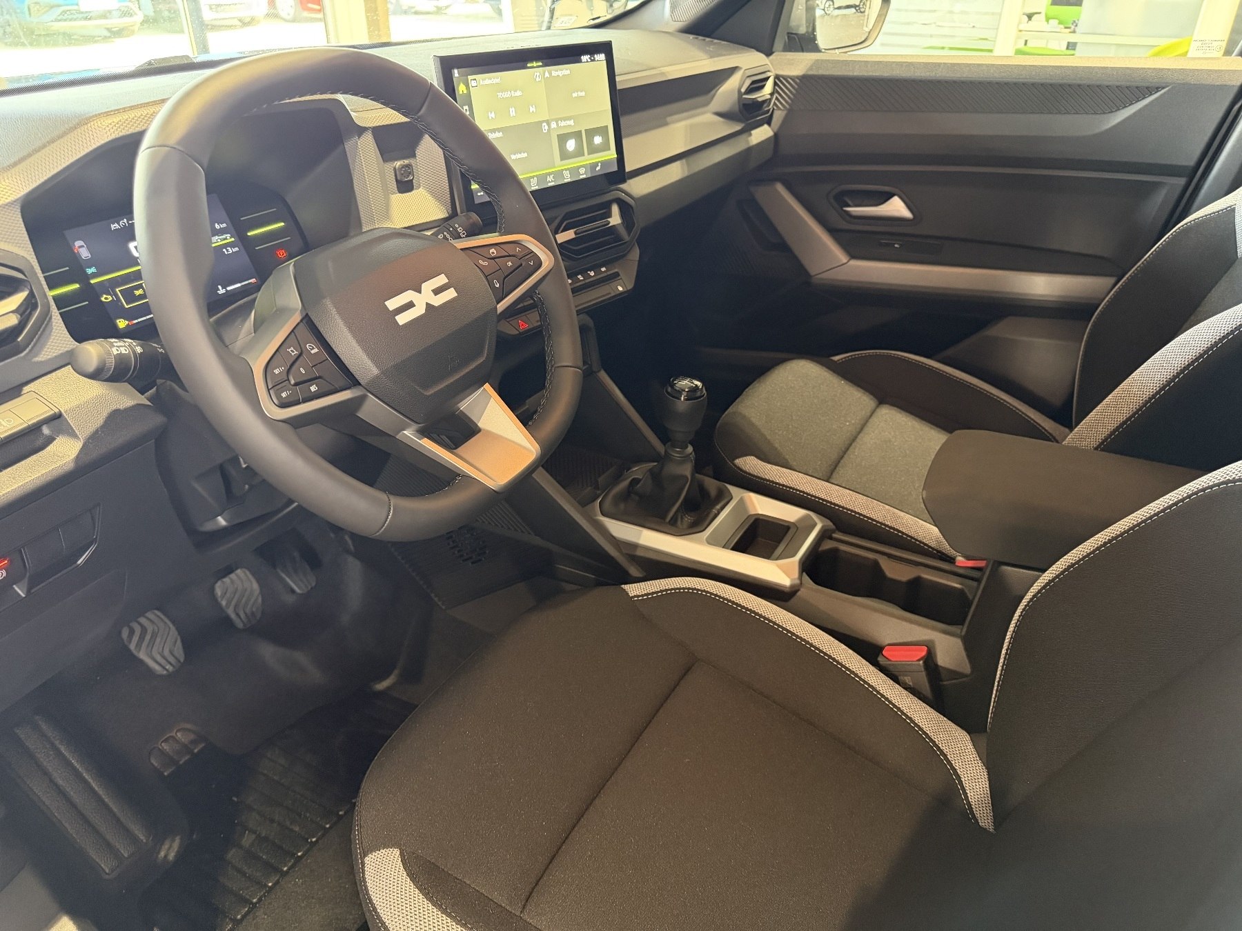 Bild 5 - Duster Journey mild hybrid 140 PS