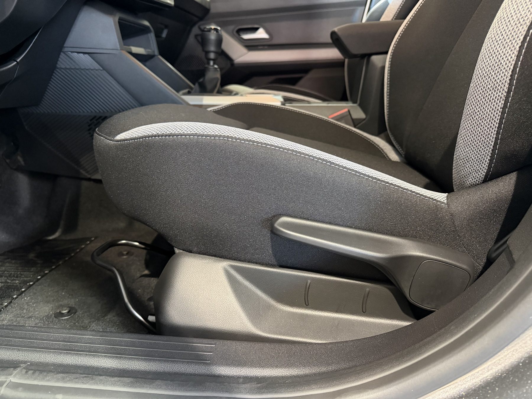 Bild 7 - Duster Journey mild hybrid 140 PS