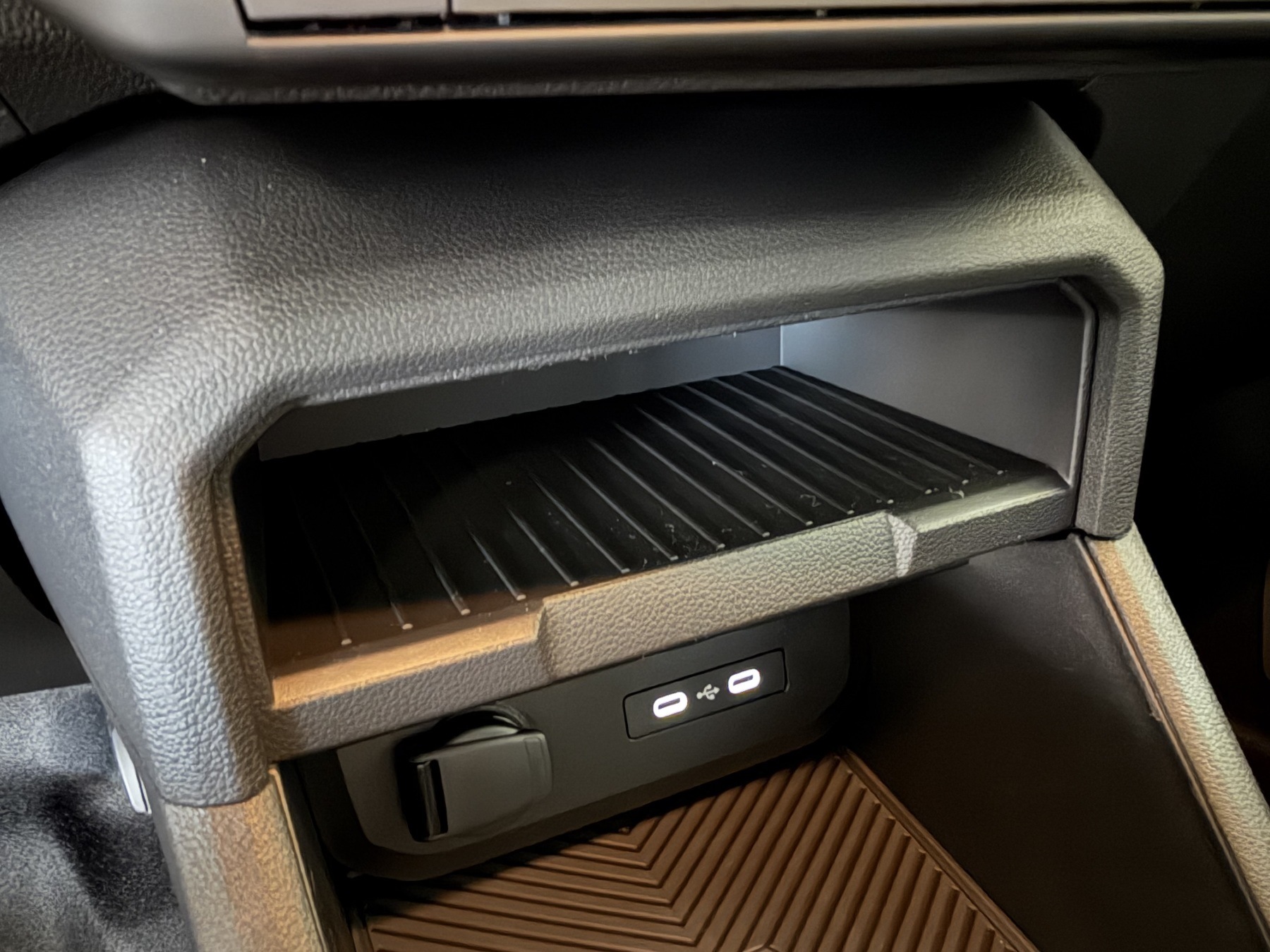 Bild 20 - Duster Journey mild hybrid 140 PS