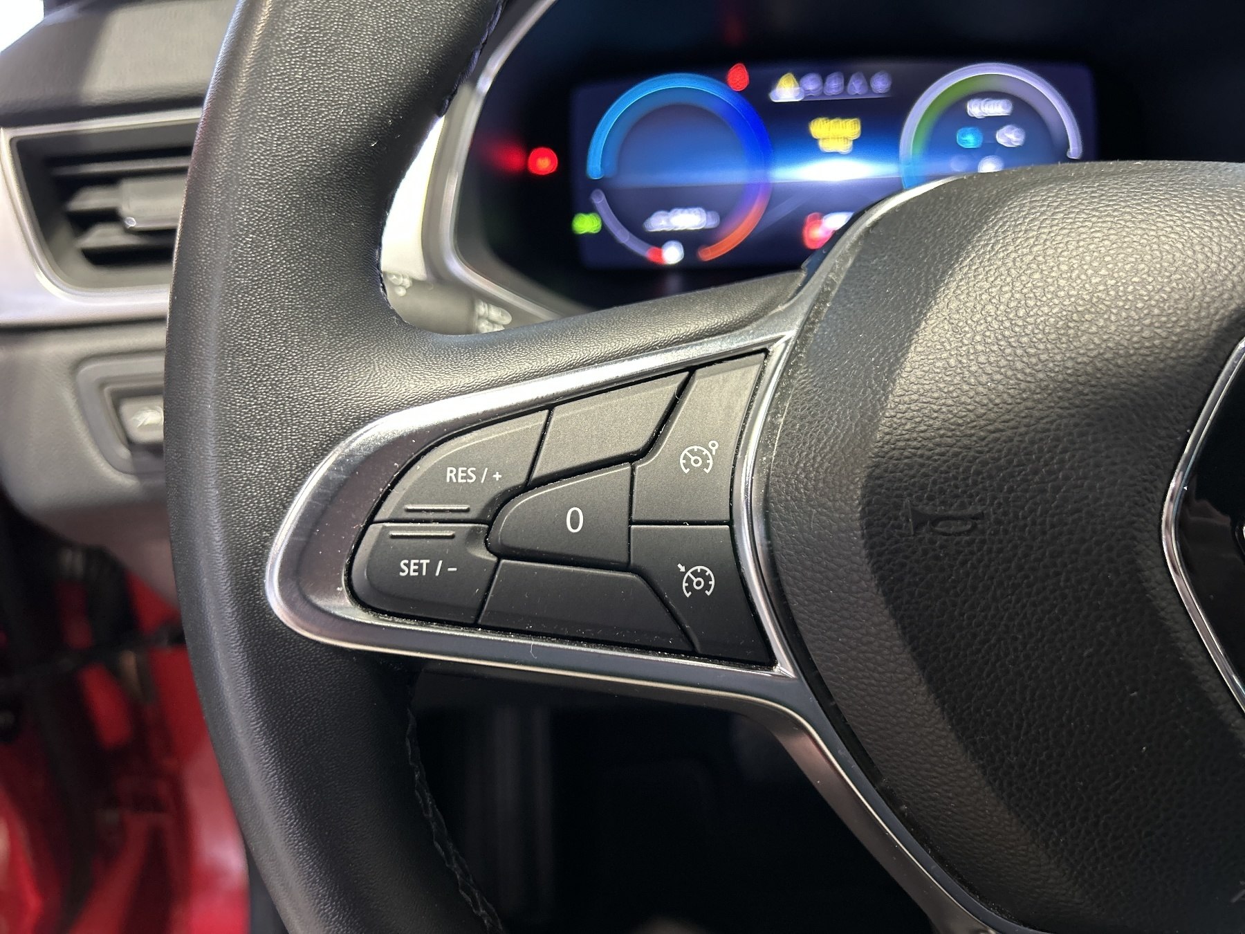 Bild 16 - Captur INTENS E-TECH Plug-in 160PS