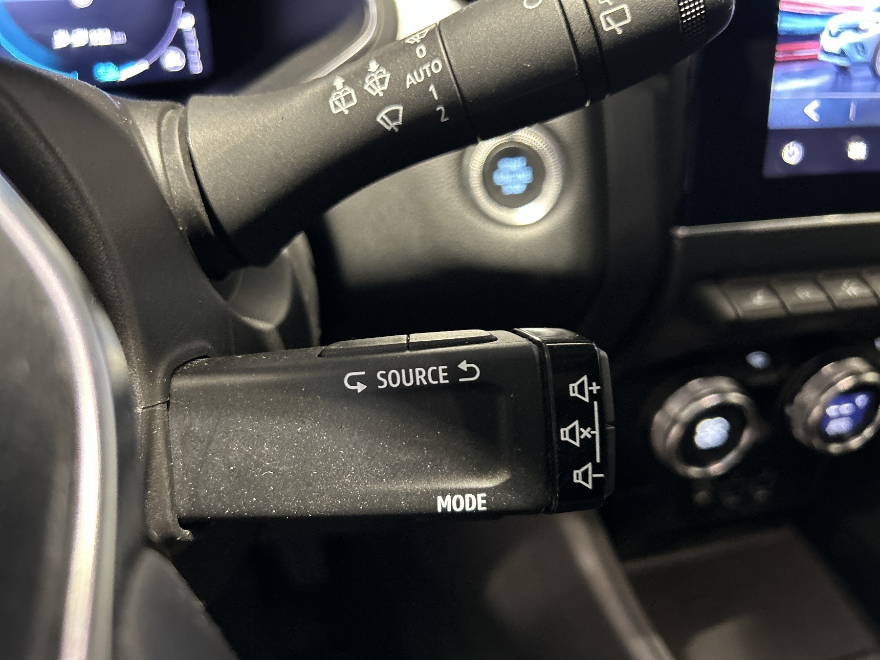 Bild 20 - Captur INTENS E-TECH Plug-in 160PS