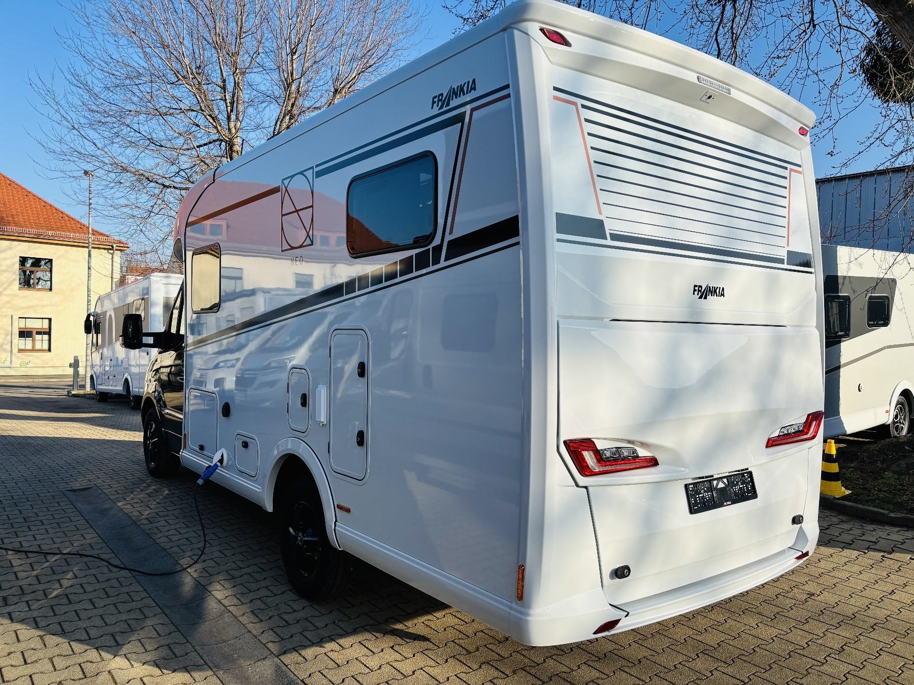 Bild 3 - M-Line NEO MT 7 GDK PEACH 3,5t #MY26