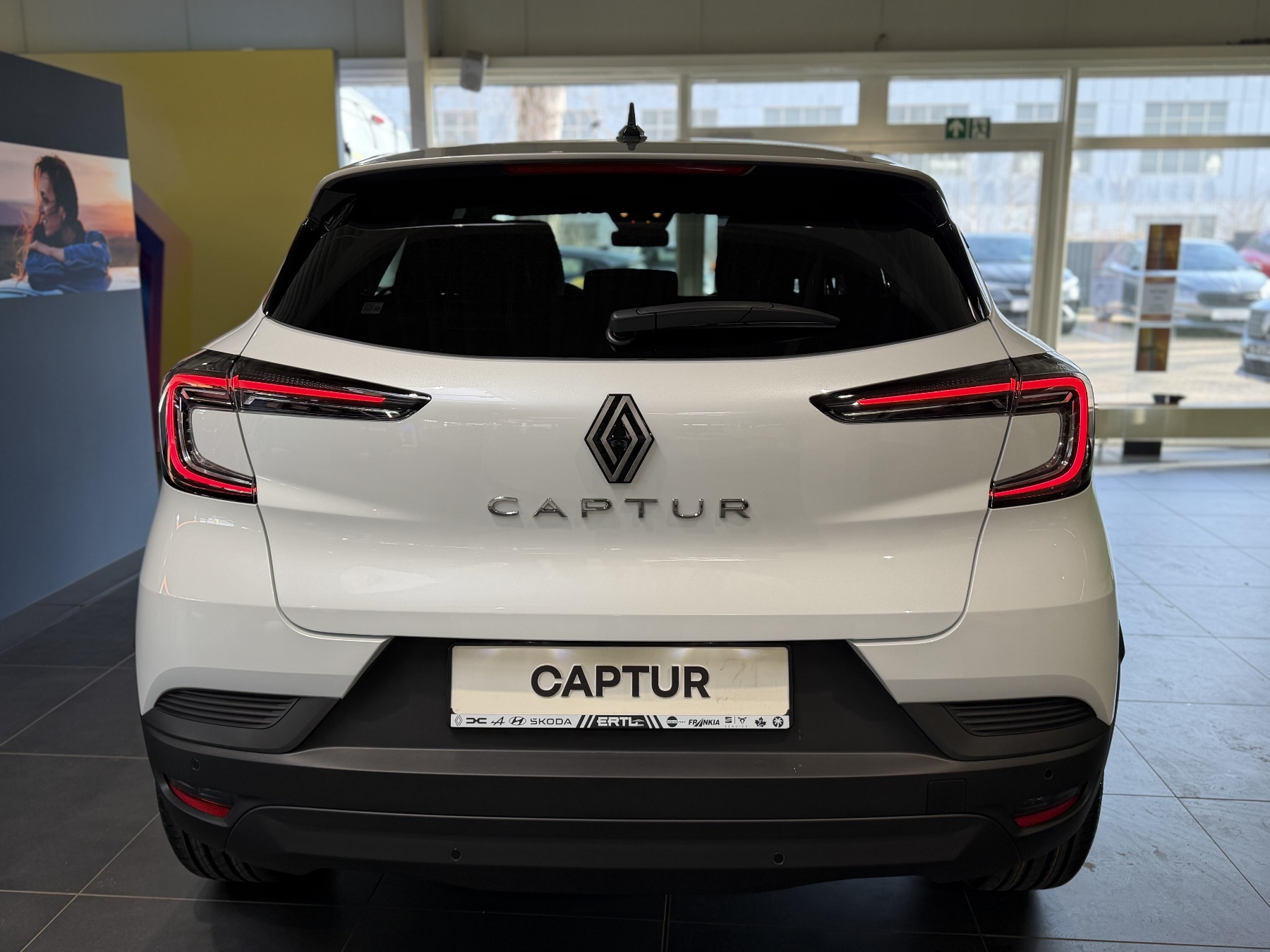 Bild 10 - Captur Evolution TCe 115 PS
